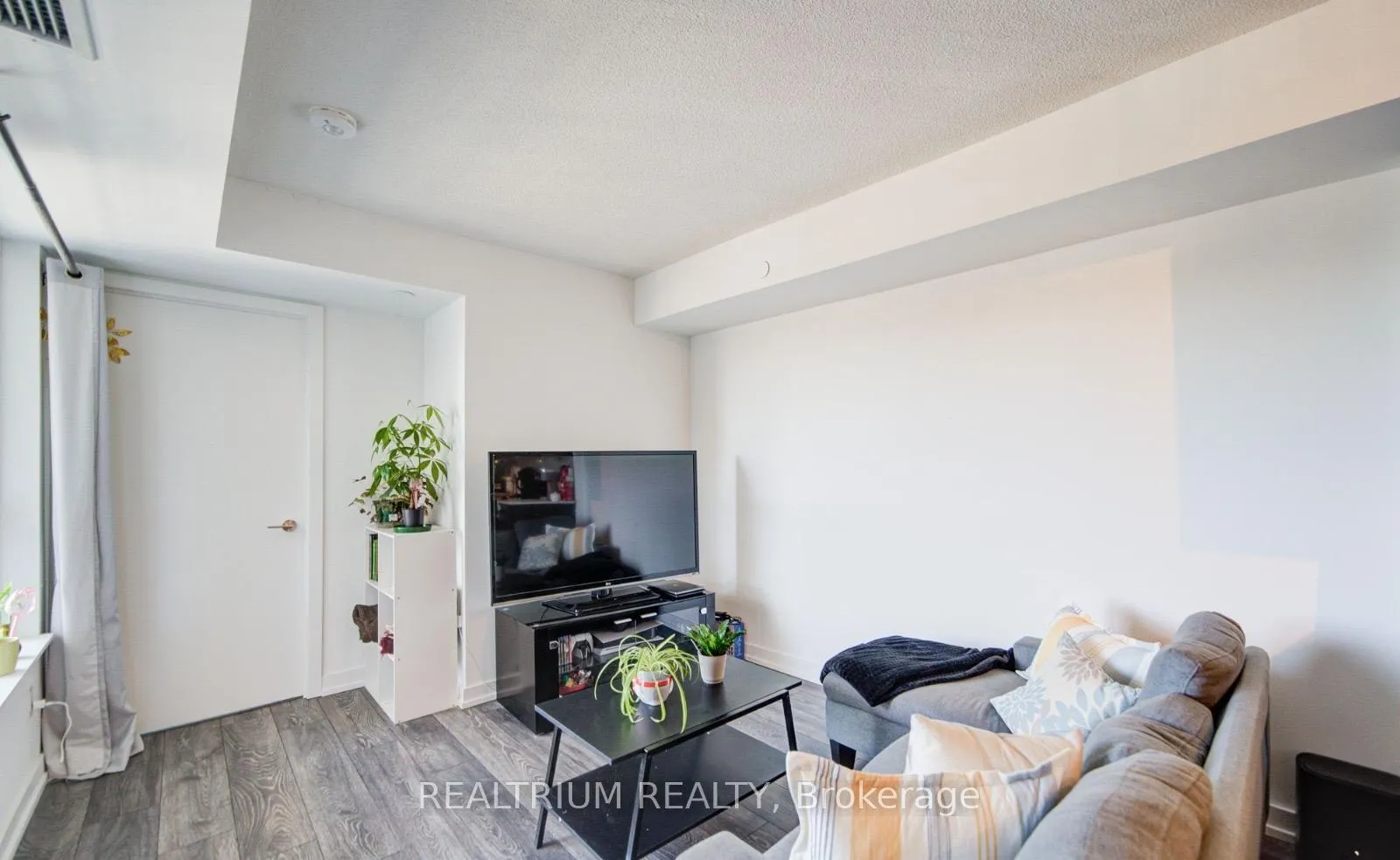 Photo 12 of Unit 308, 1455 Celebration Drive, Pickering, Bay Ridges — HOMEH
