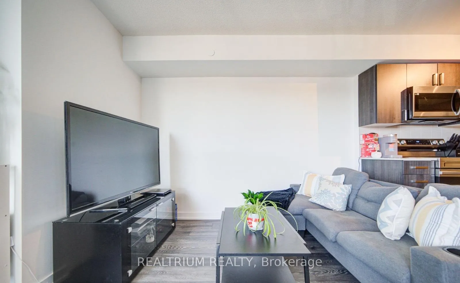 Photo 16 of Unit 308, 1455 Celebration Drive, Pickering, Bay Ridges — HOMEH