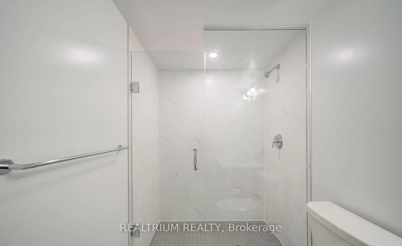 Photo 26 of Unit 308, 1455 Celebration Drive, Pickering, Bay Ridges — HOMEH