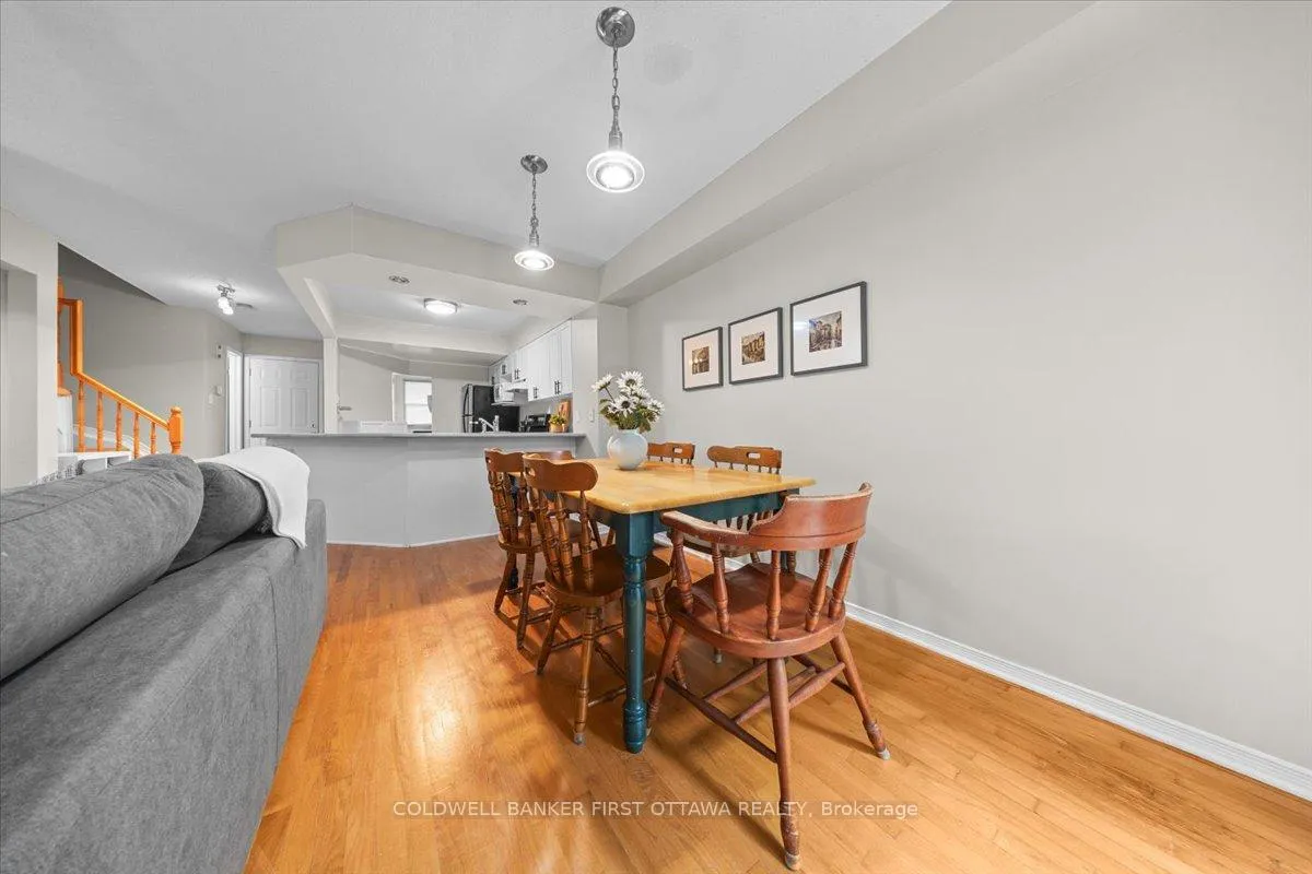 Photo 13 of 29 Heartleaf Private, Ottawa, Hunt Club Park/Greenboro — HOMEH