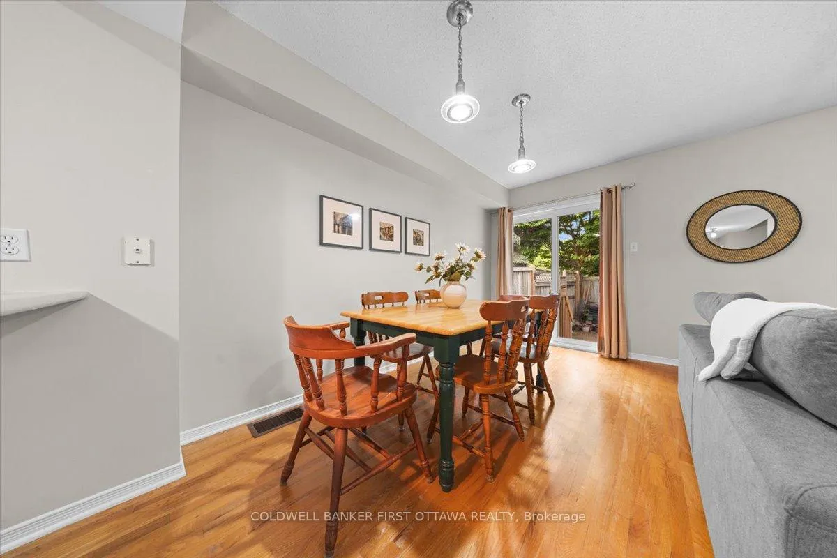 Photo 14 of 29 Heartleaf Private, Ottawa, Hunt Club Park/Greenboro — HOMEH