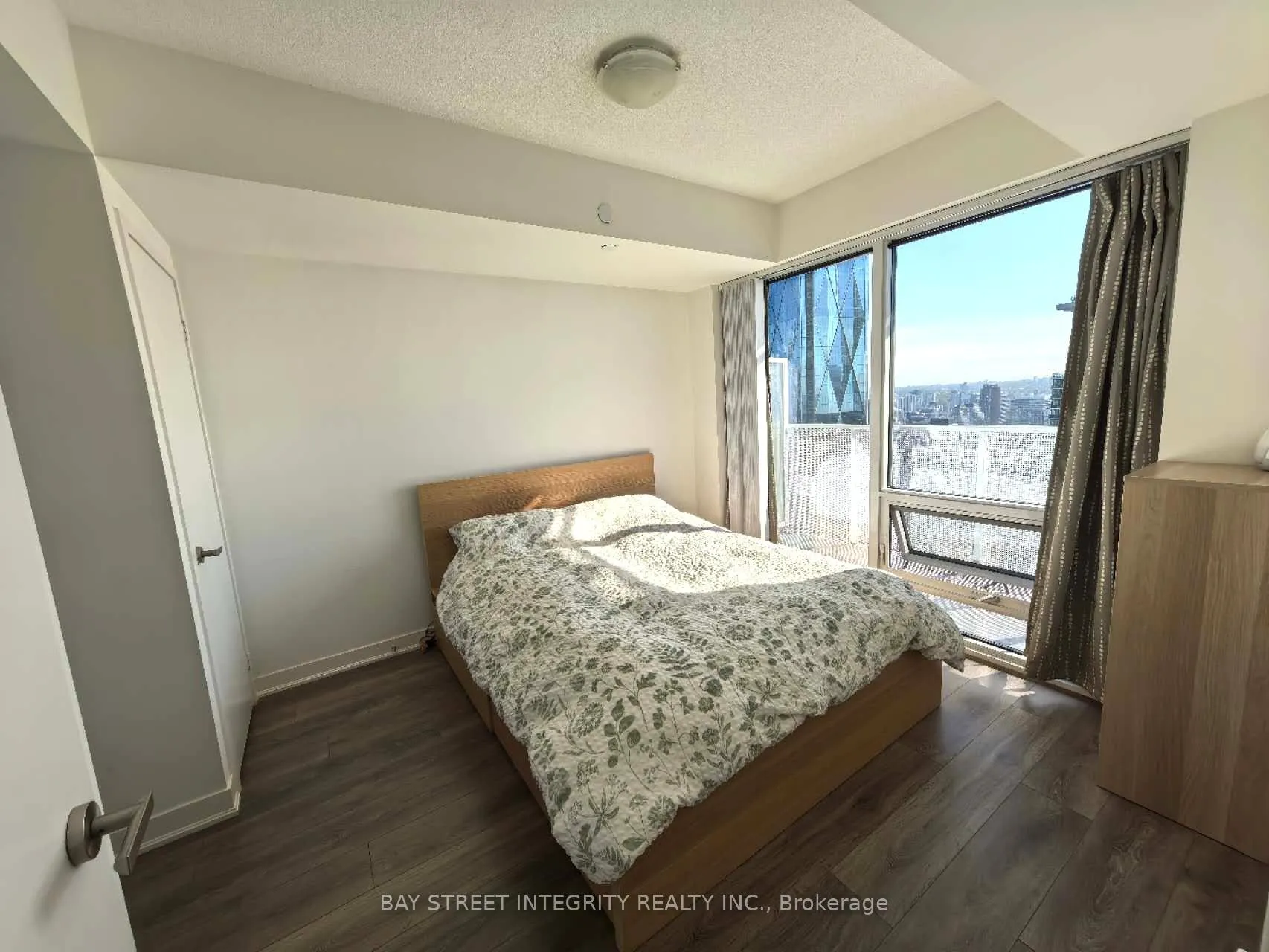 Photo 10 of Unit 4805, 88 Harbour Street, Toronto, Waterfront Communities — HOMEH