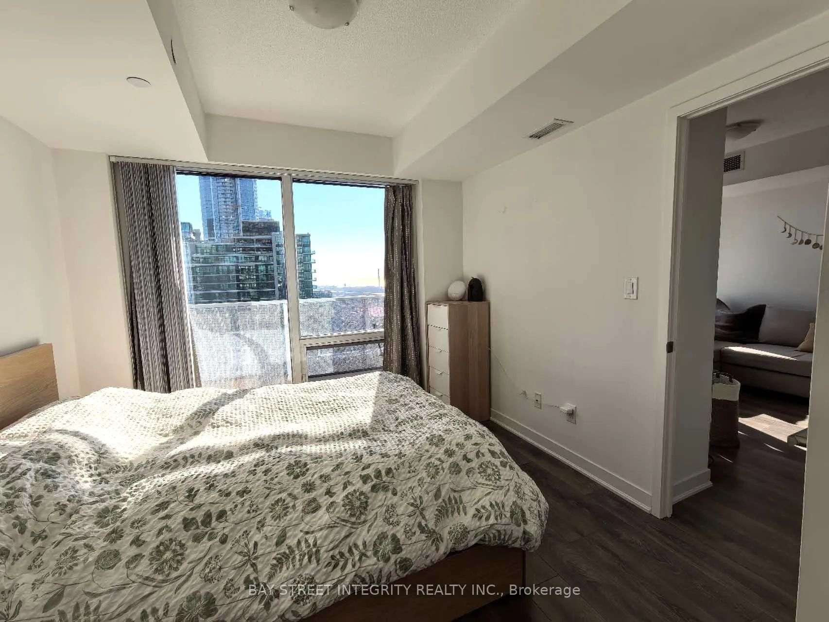 Photo 11 of Unit 4805, 88 Harbour Street, Toronto, Waterfront Communities — HOMEH