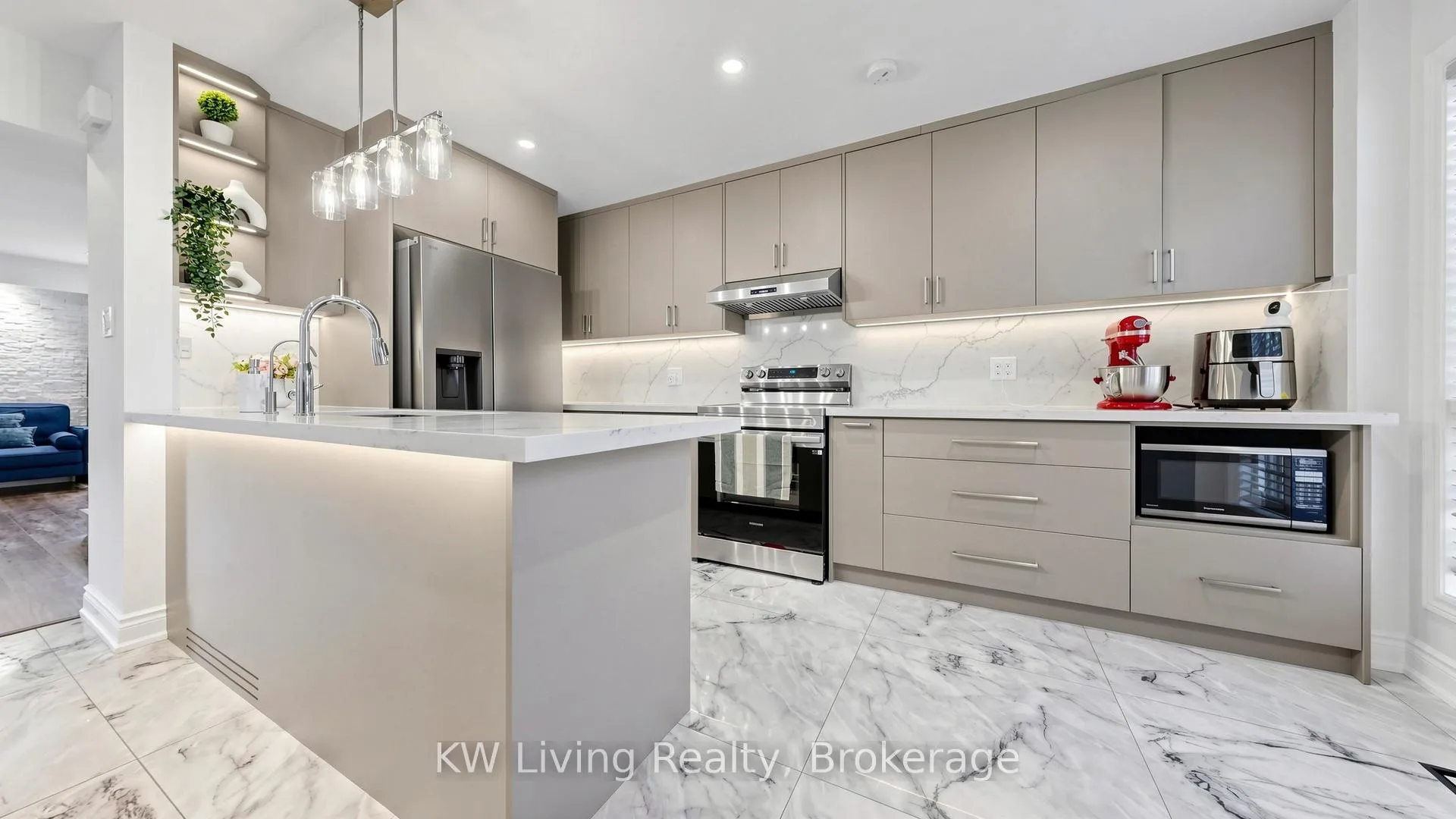 Photo 4 of 53 Campania Crescent, Scarborough, Milliken — HOMEH