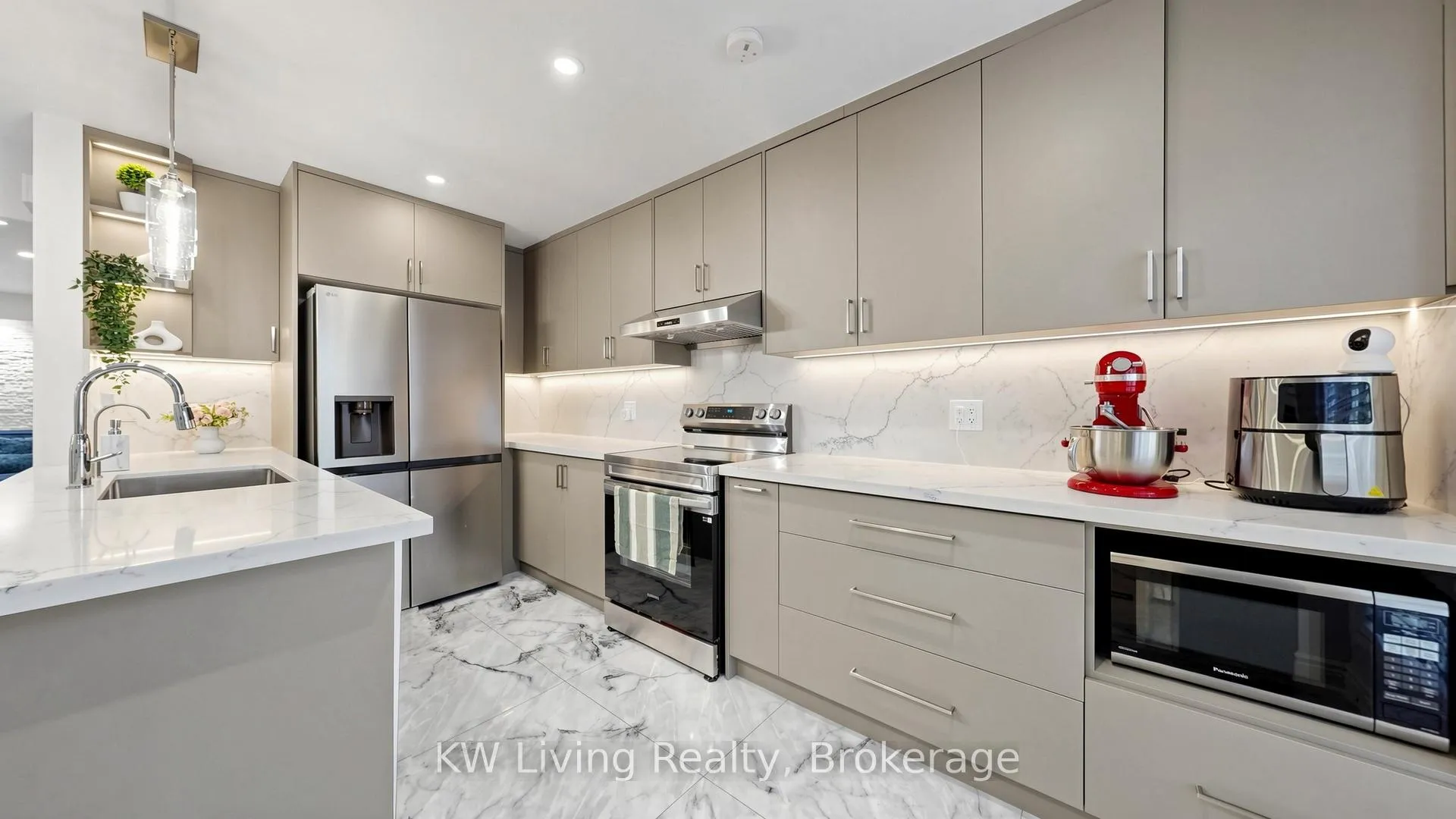 Photo 7 of 53 Campania Crescent, Scarborough, Milliken — HOMEH