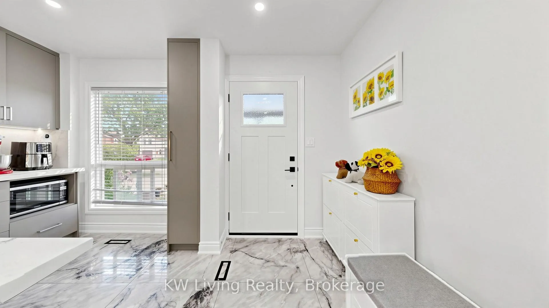 Photo 8 of 53 Campania Crescent, Scarborough, Milliken — HOMEH