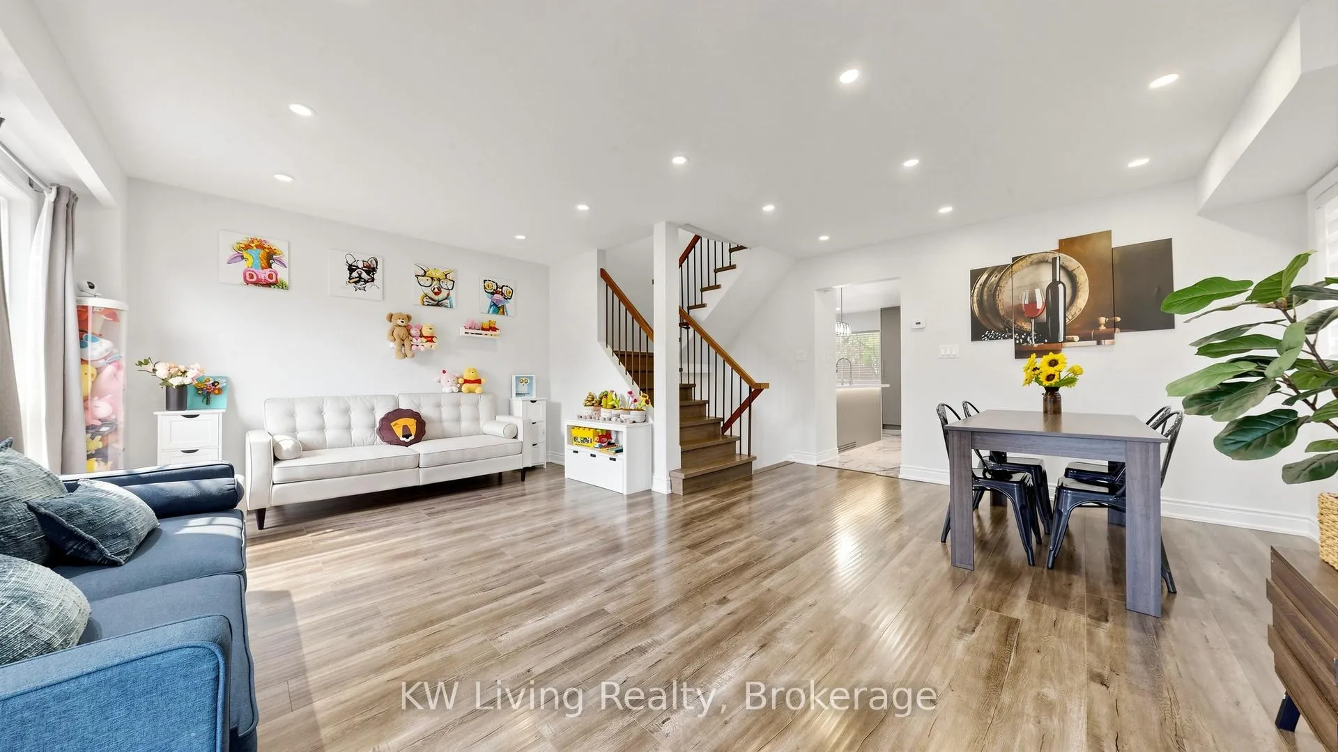 Photo 12 of 53 Campania Crescent, Scarborough, Milliken — HOMEH