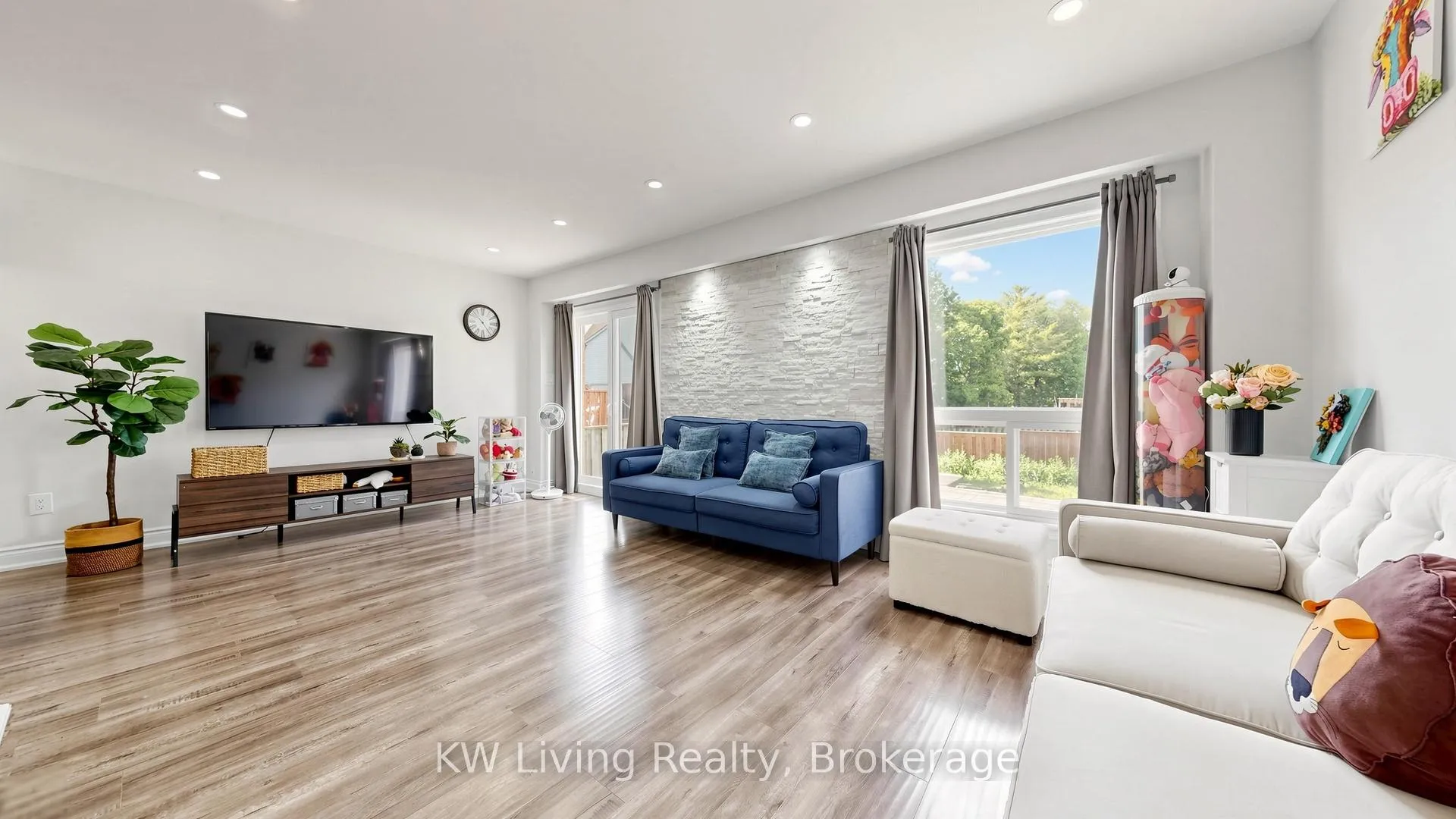 Photo 14 of 53 Campania Crescent, Scarborough, Milliken — HOMEH