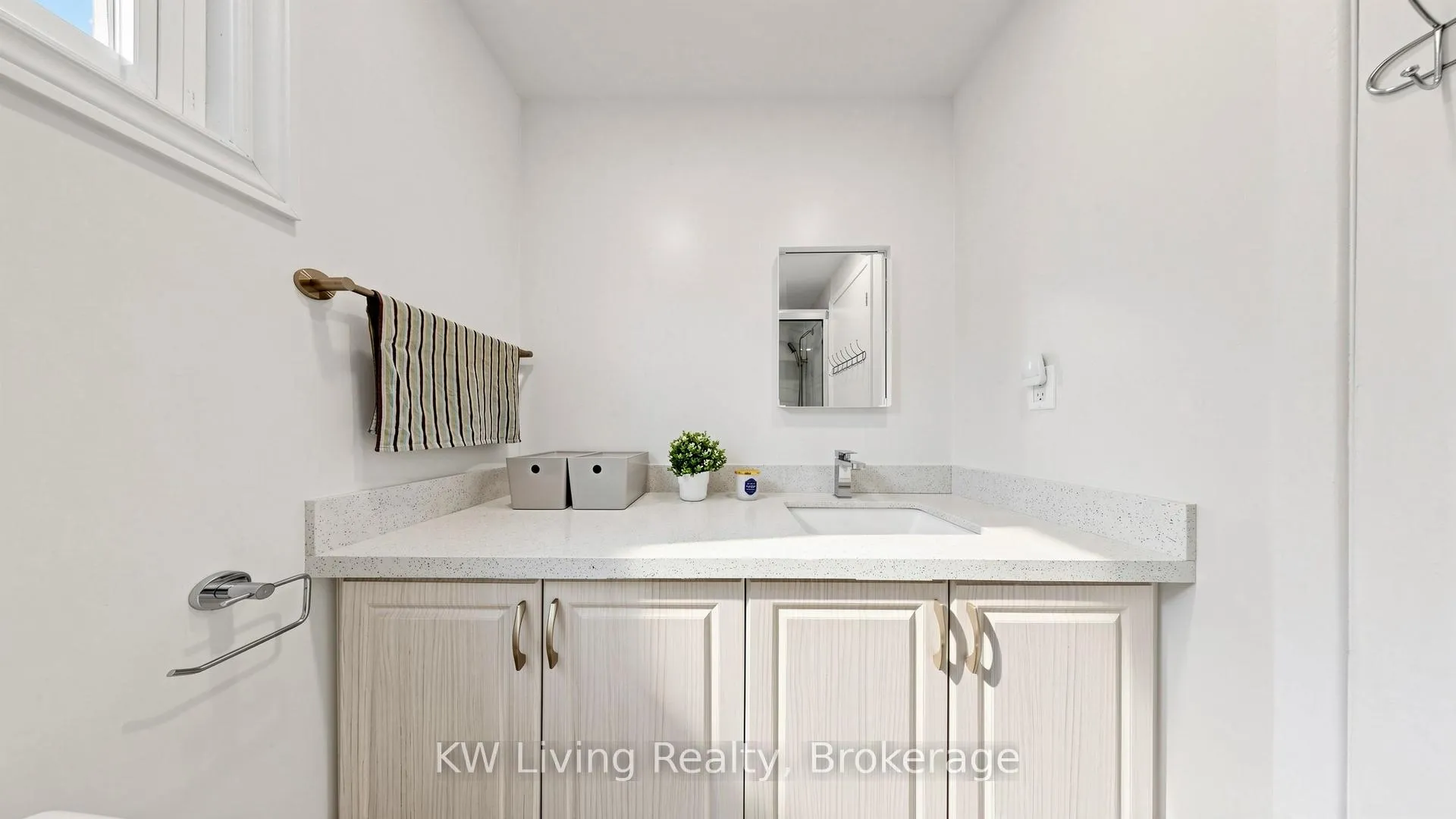 Photo 22 of 53 Campania Crescent, Scarborough, Milliken — HOMEH