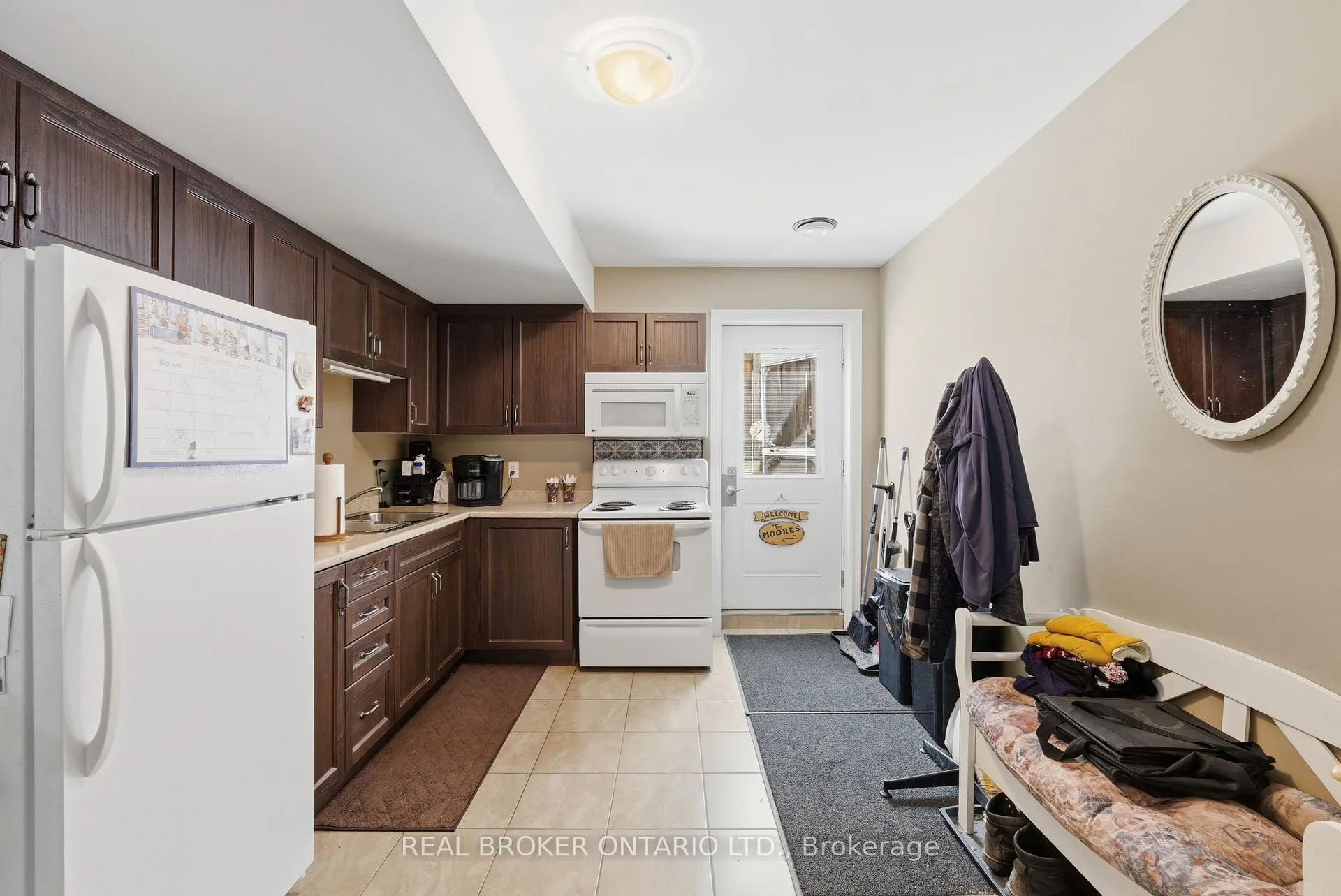 Photo 13 of 446 Scholfield Avenue N, Welland, Welland Downtown — HOMEH