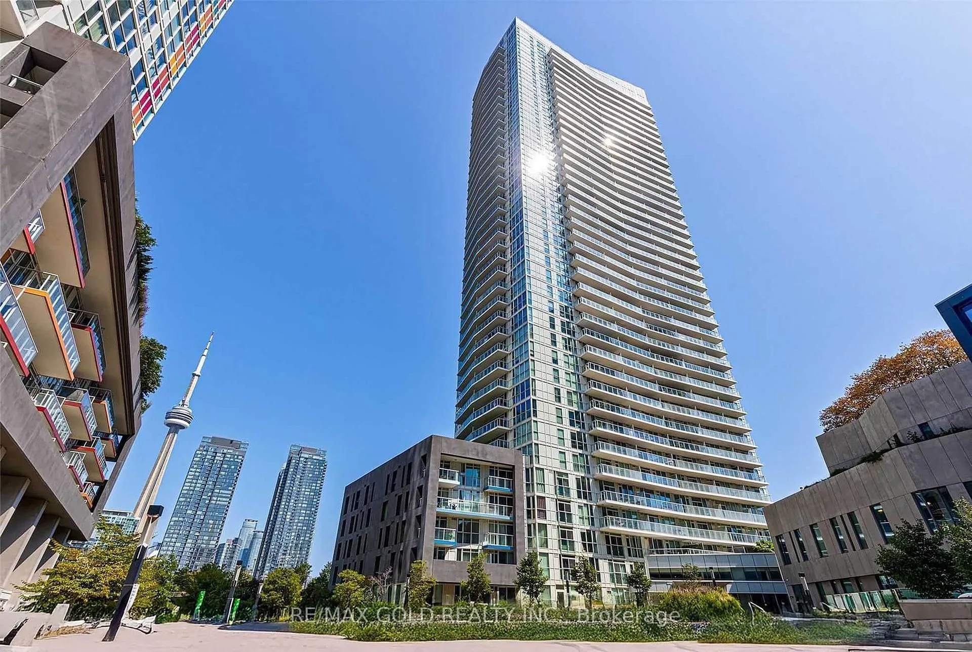 Photo 1 of Unit 1006, 75 Queens Wharf Road, Toronto, Waterfront Communities — HOMEH
