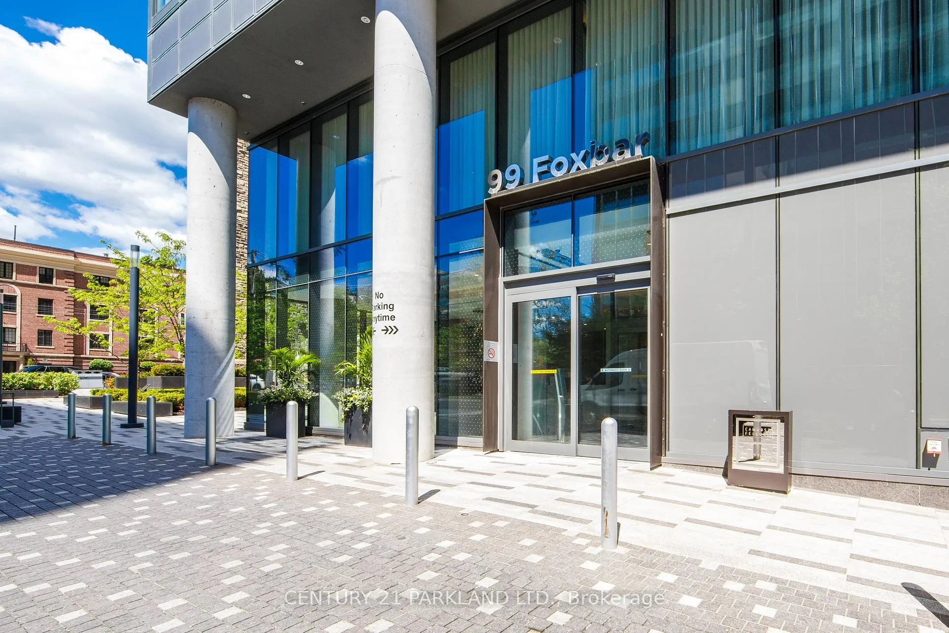 Photo 2 of Unit 1203, 99 Foxbar Road, Toronto, Yonge-St. Clair — HOMEH