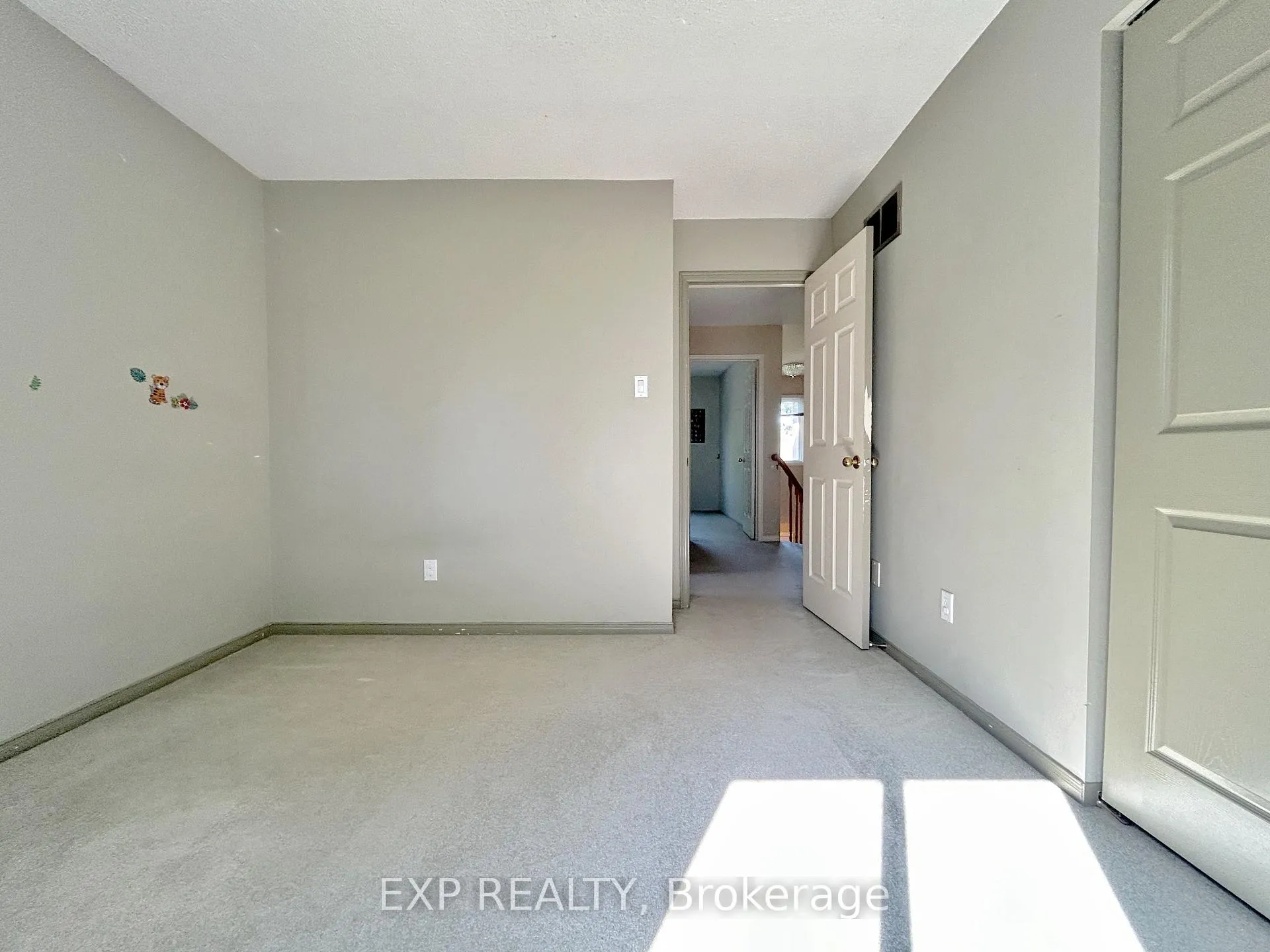 Photo 25 of 23 Haskell Crescent, Aurora, Aurora Highlands — HOMEH
