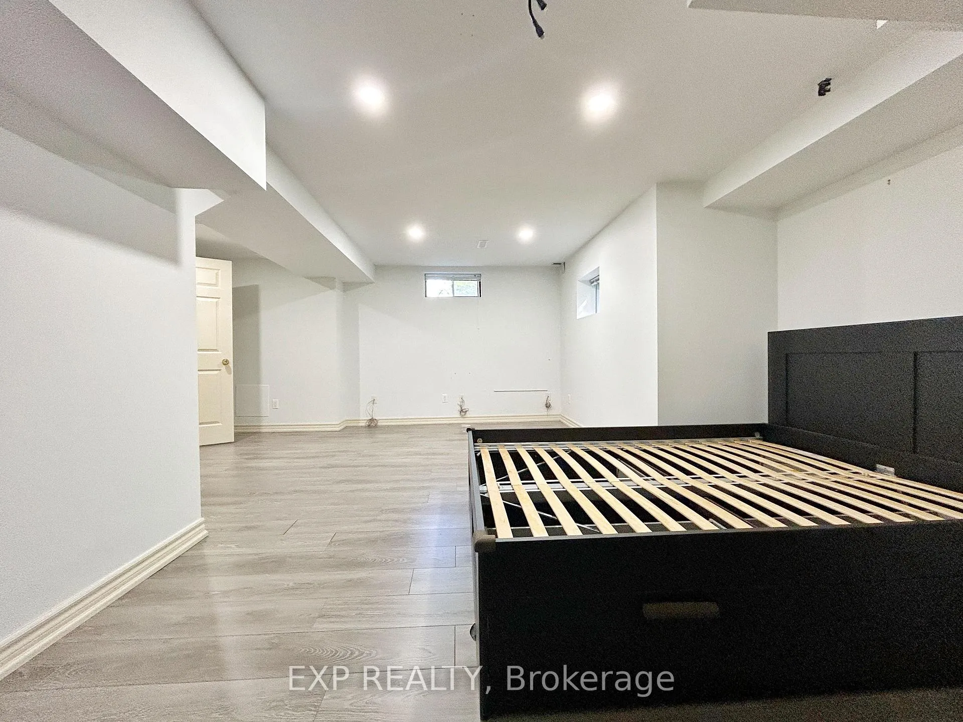 Photo 30 of 23 Haskell Crescent, Aurora, Aurora Highlands — HOMEH