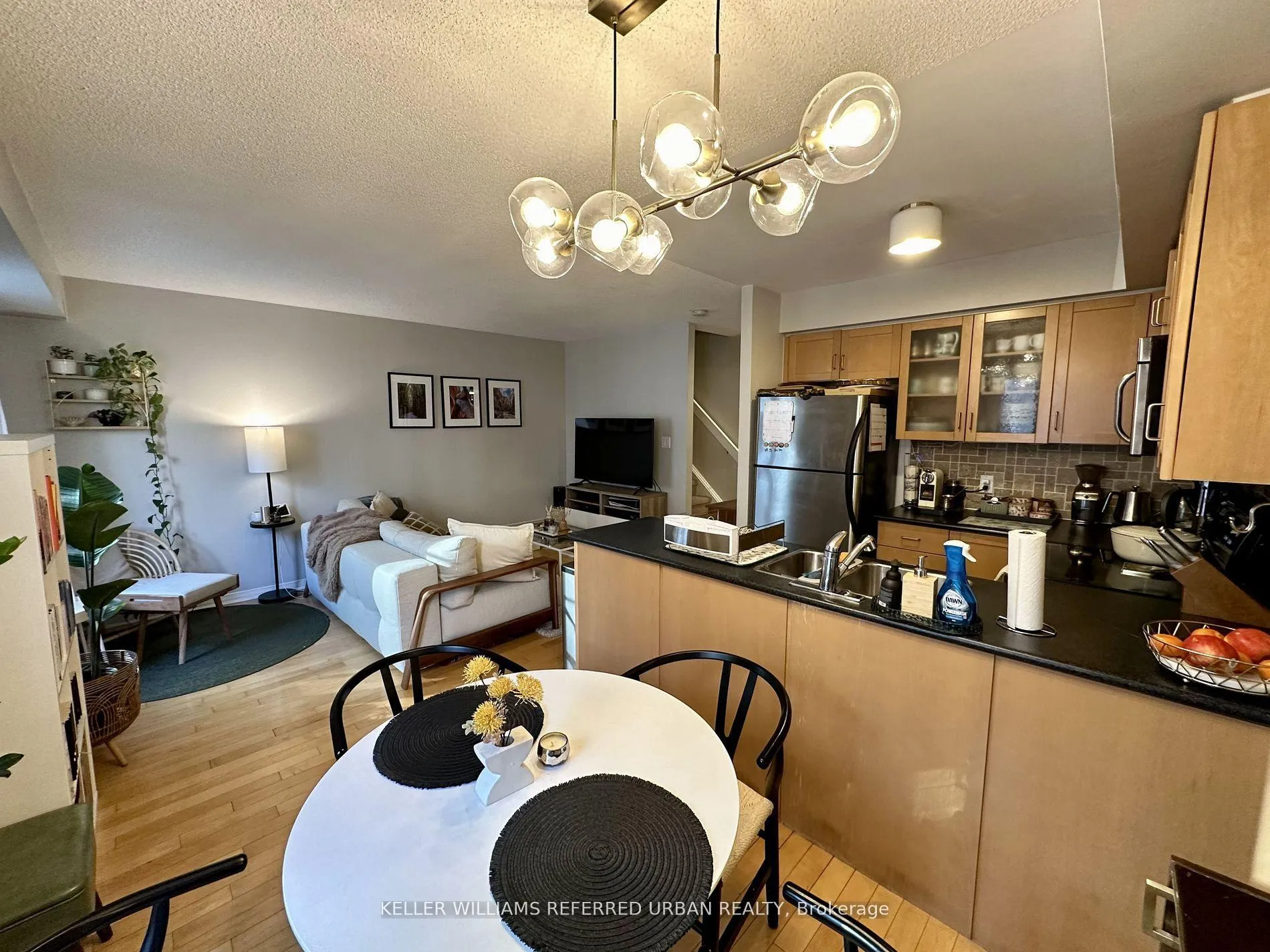 Photo 6 of Unit 319, 30 Western Battery Road, Toronto, Niagara — HOMEH