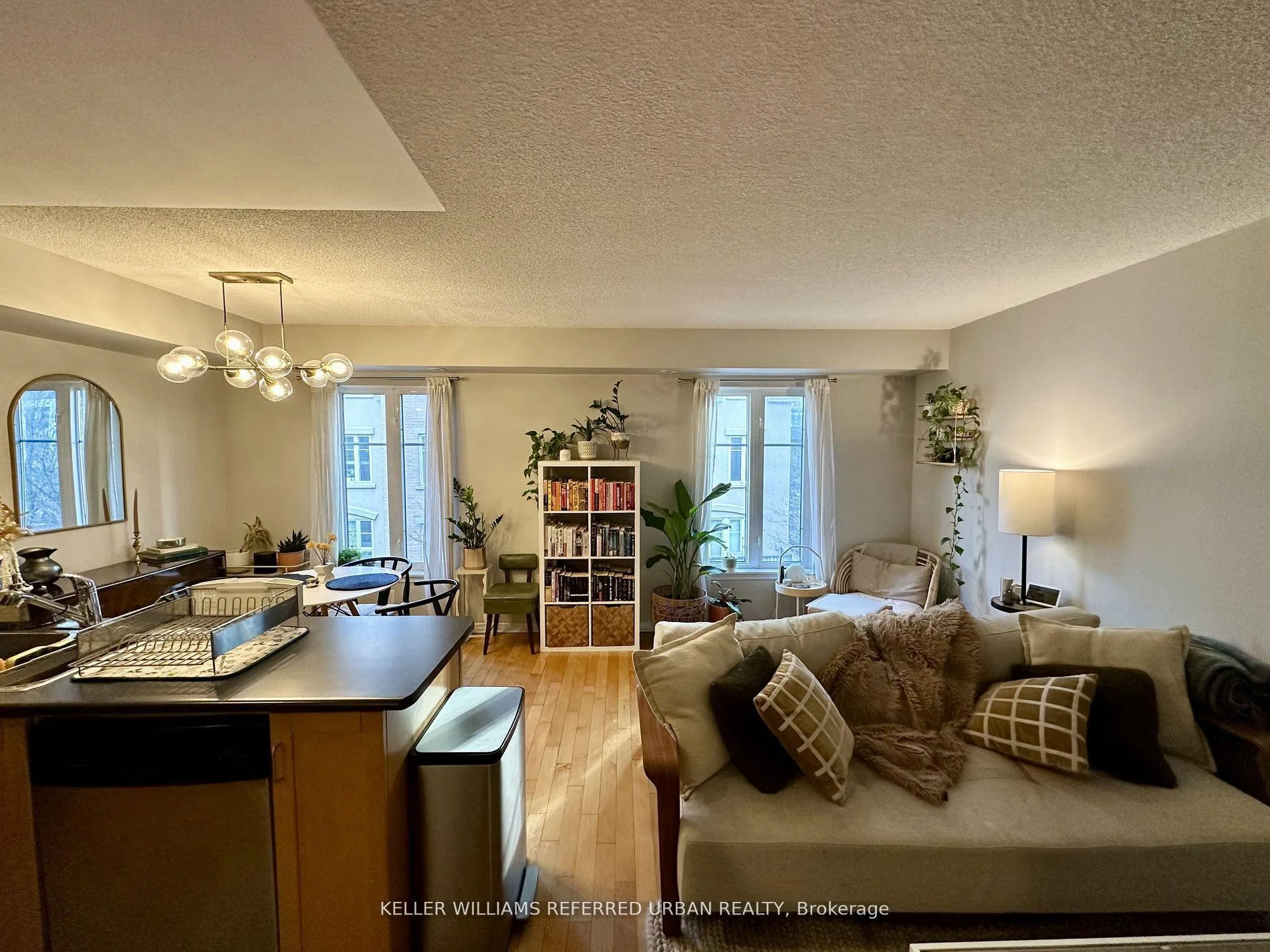 Photo 10 of Unit 319, 30 Western Battery Road, Toronto, Niagara — HOMEH