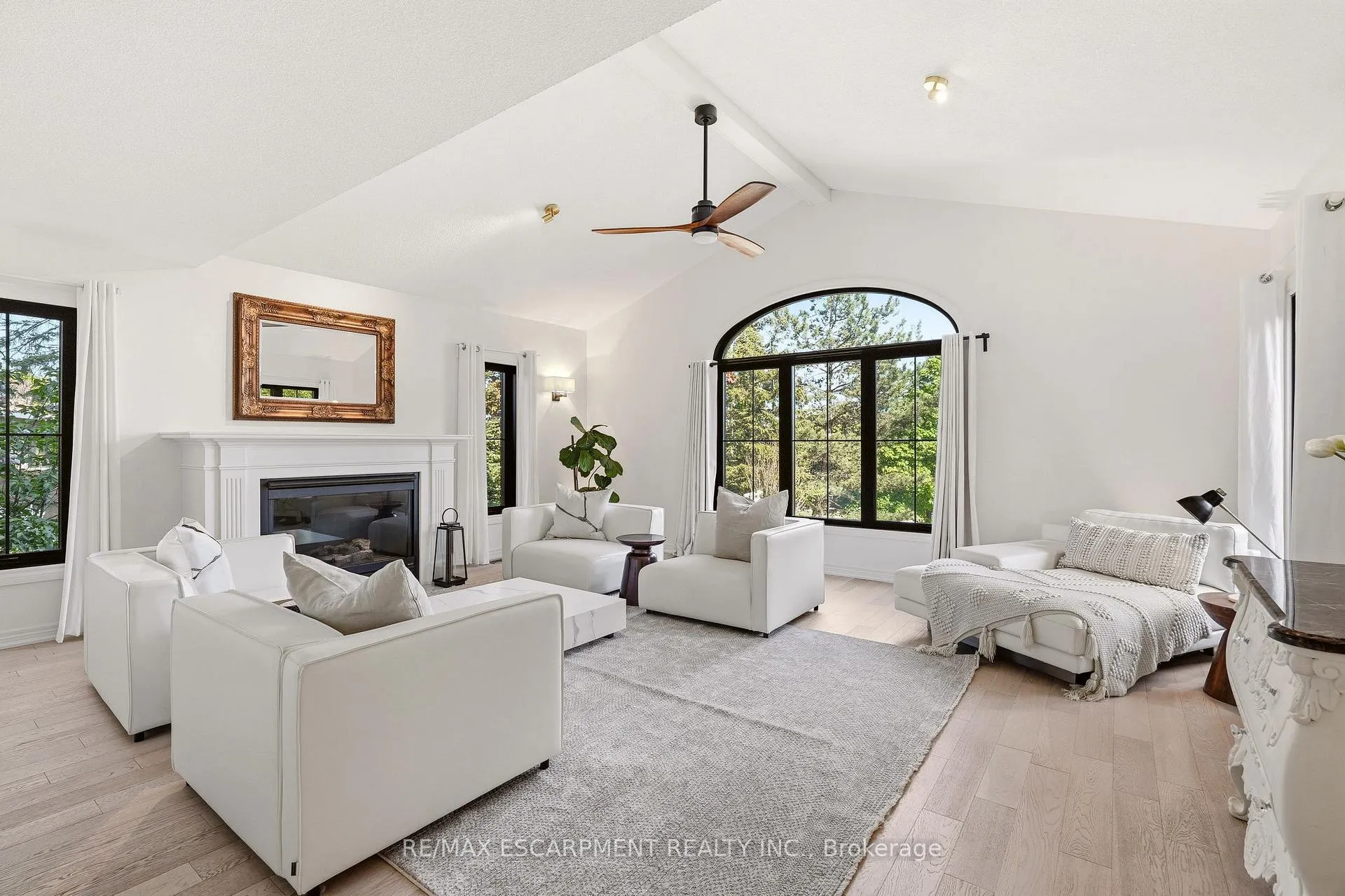 Photo 6 of 329 Plains Road W, Burlington, Bayview — HOMEH