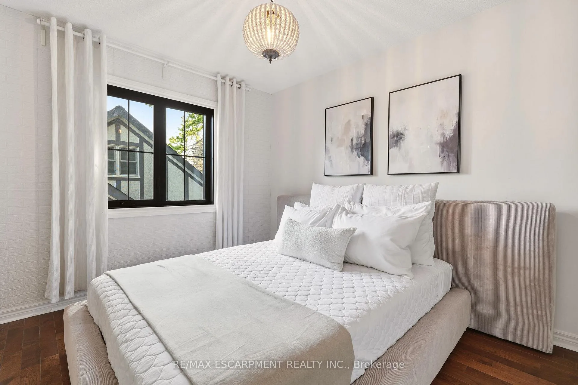 Photo 18 of 329 Plains Road W, Burlington, Bayview — HOMEH