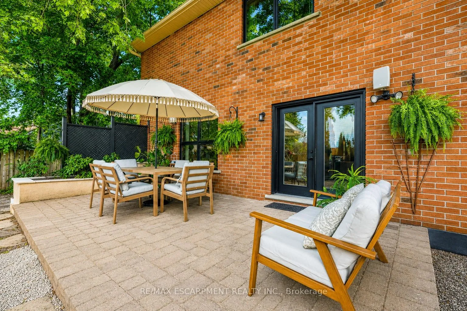 Photo 31 of 329 Plains Road W, Burlington, Bayview — HOMEH