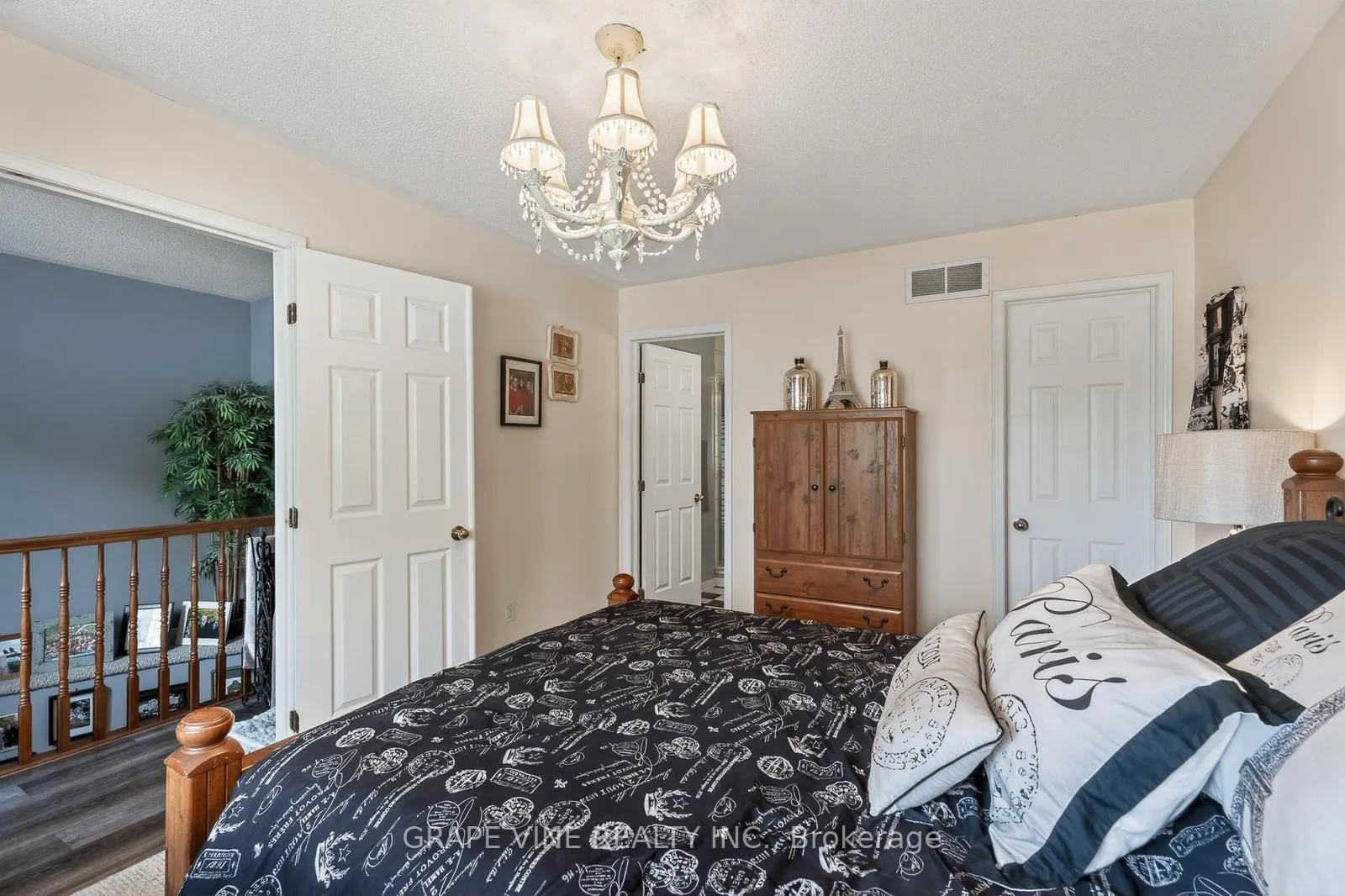 Photo 26 of 66 Daventry Crescent, Ottawa, Barrhaven - Longfields — HOMEH