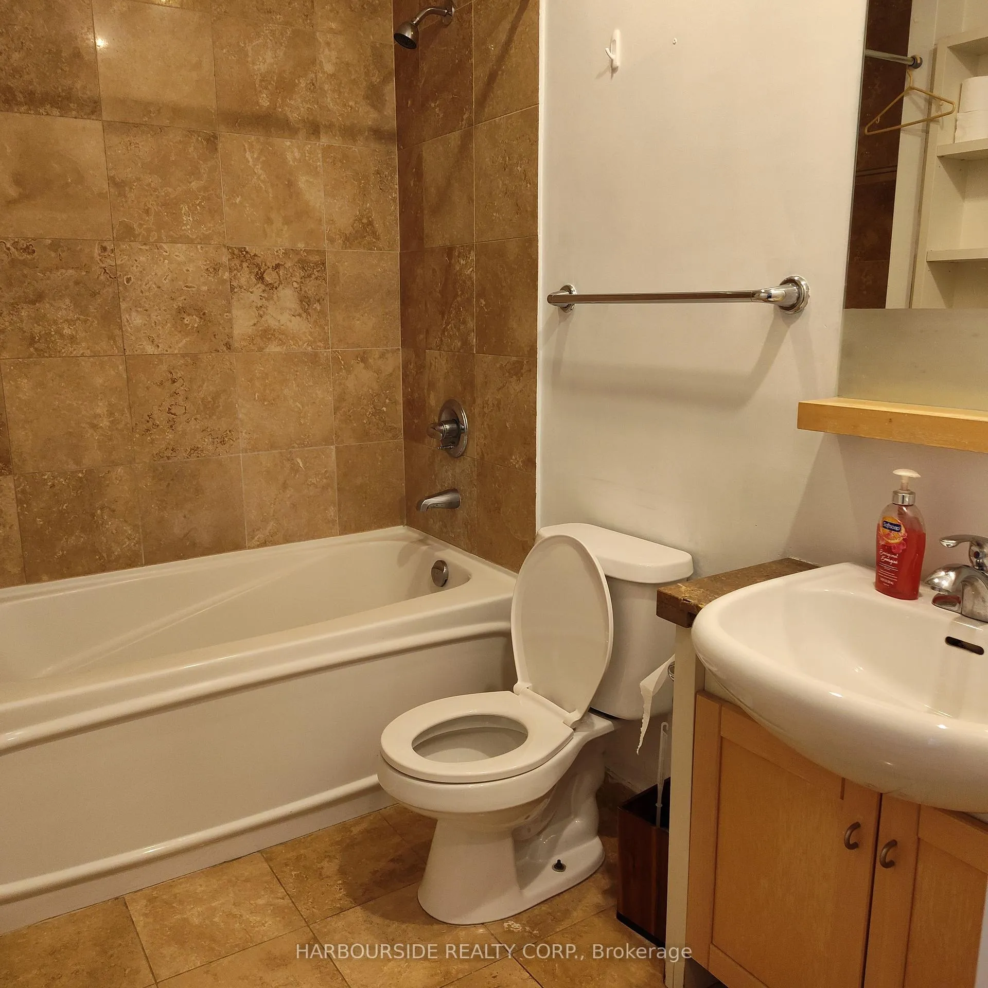 Photo 13 of Unit 3113, 8 York Street, Toronto, Waterfront Communities — HOMEH