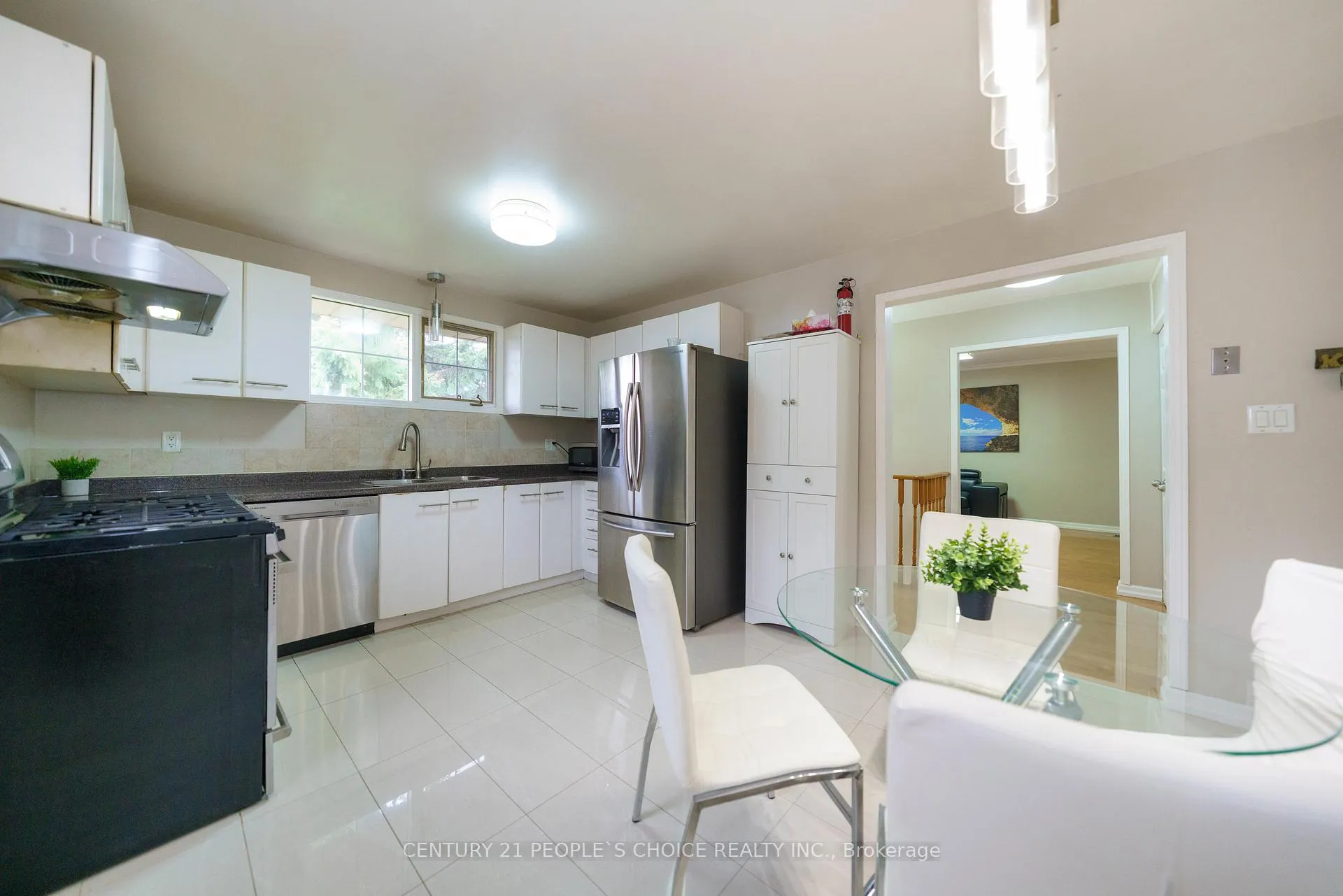Photo 9 of 4 Hiscox Court, Whitby, Blue Grass Meadows — HOMEH