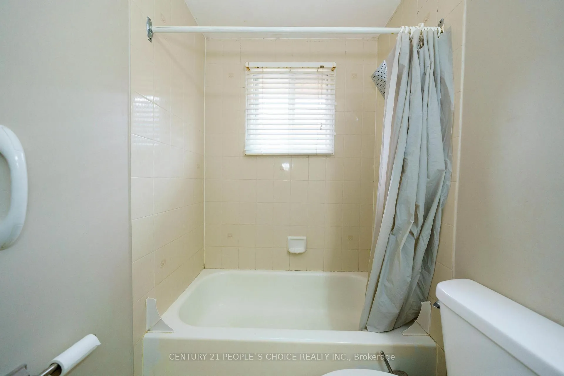 Photo 35 of 4 Hiscox Court, Whitby, Blue Grass Meadows — HOMEH