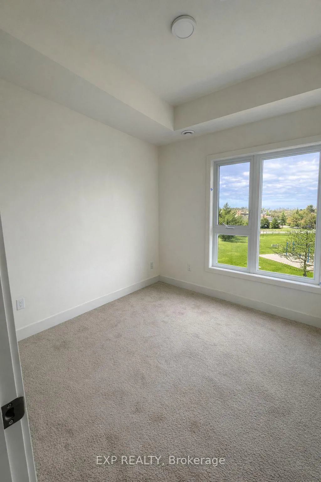 Photo 14 of Unit 304B, 16 Melbourne Avenue, St. Catharines, E. Chester — HOMEH