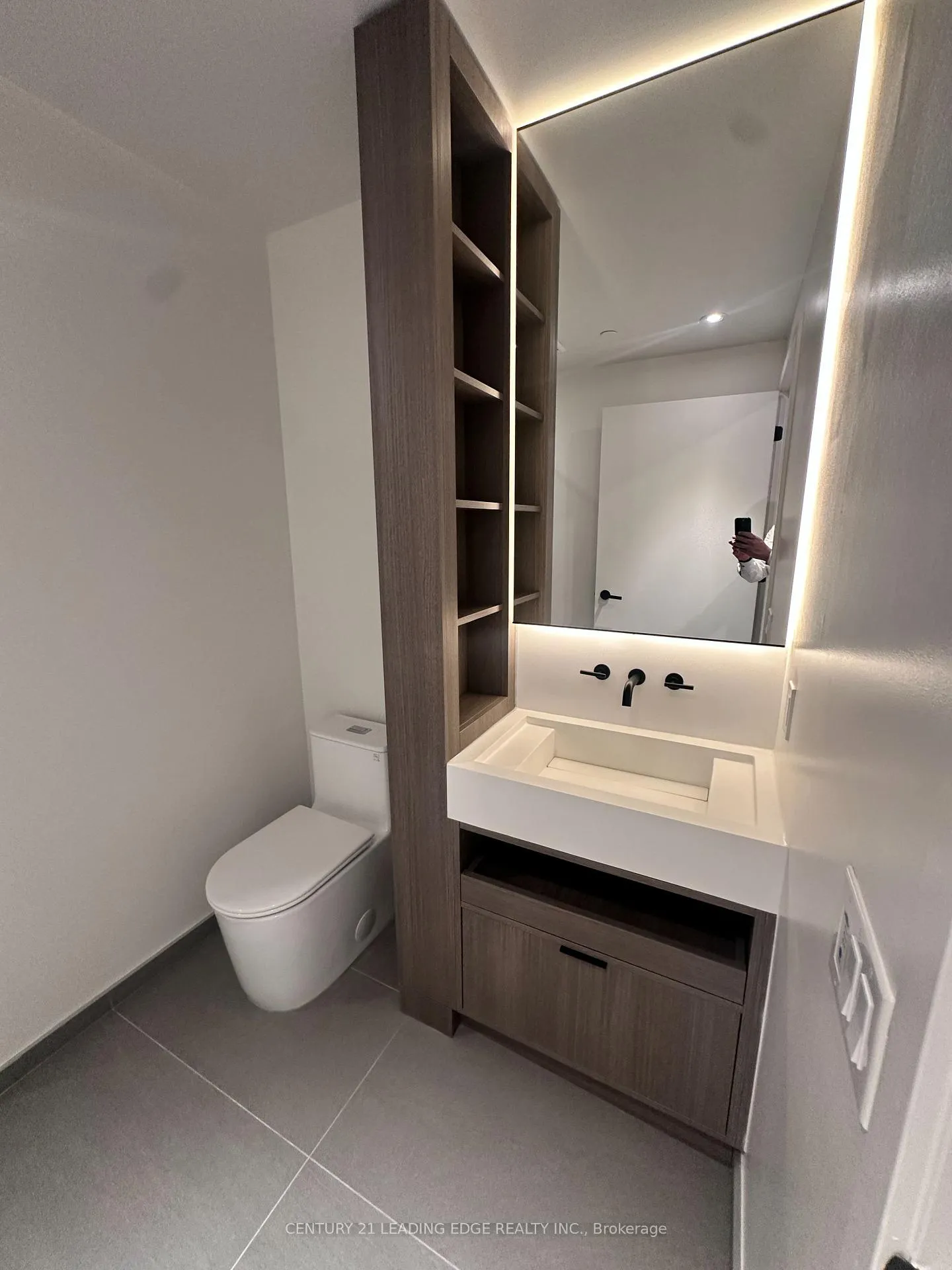Photo 3 of Unit 807, 55 Charles Street E, Toronto, Church-Yonge Corridor — HOMEH