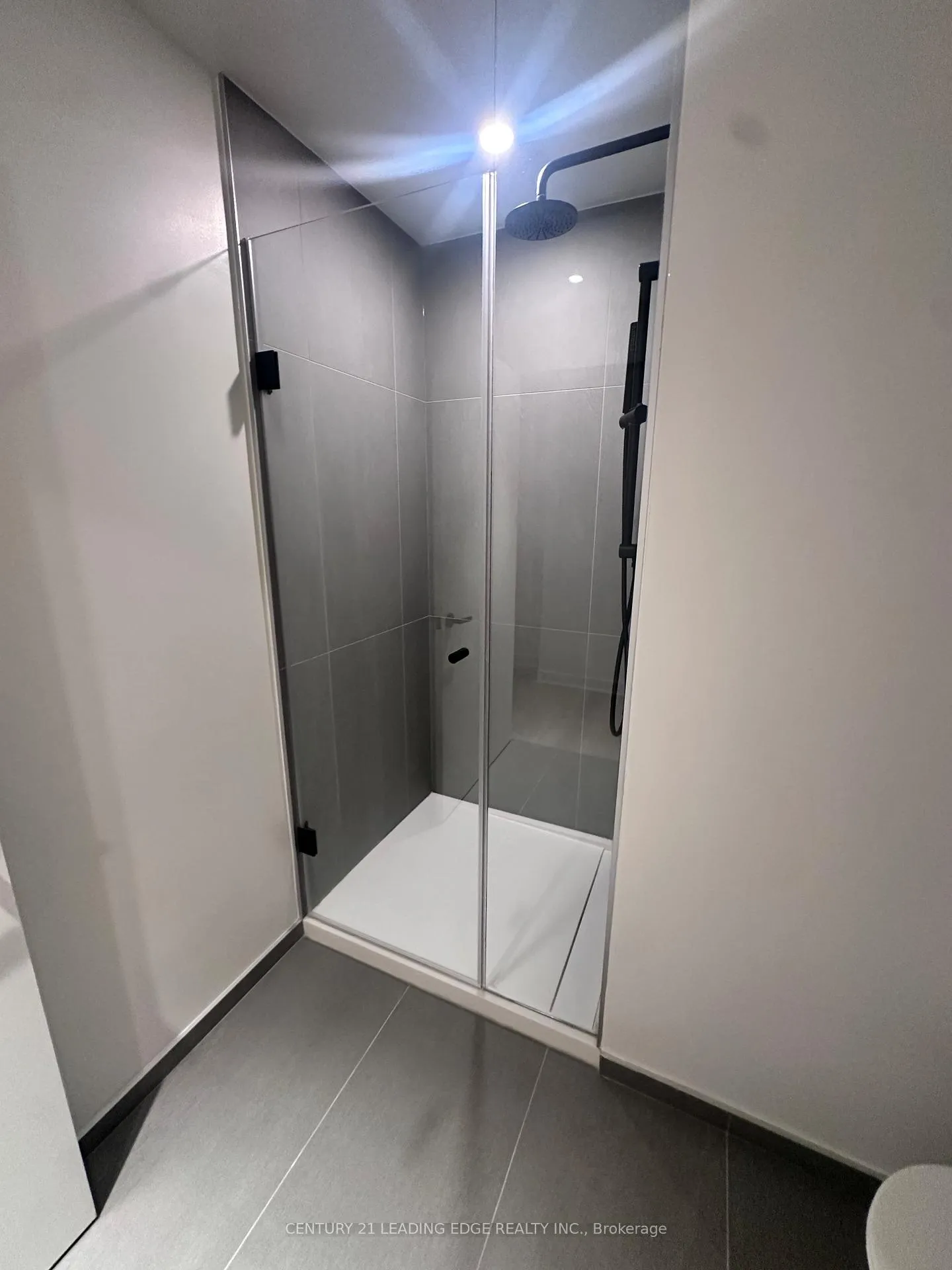 Photo 4 of Unit 807, 55 Charles Street E, Toronto, Church-Yonge Corridor — HOMEH