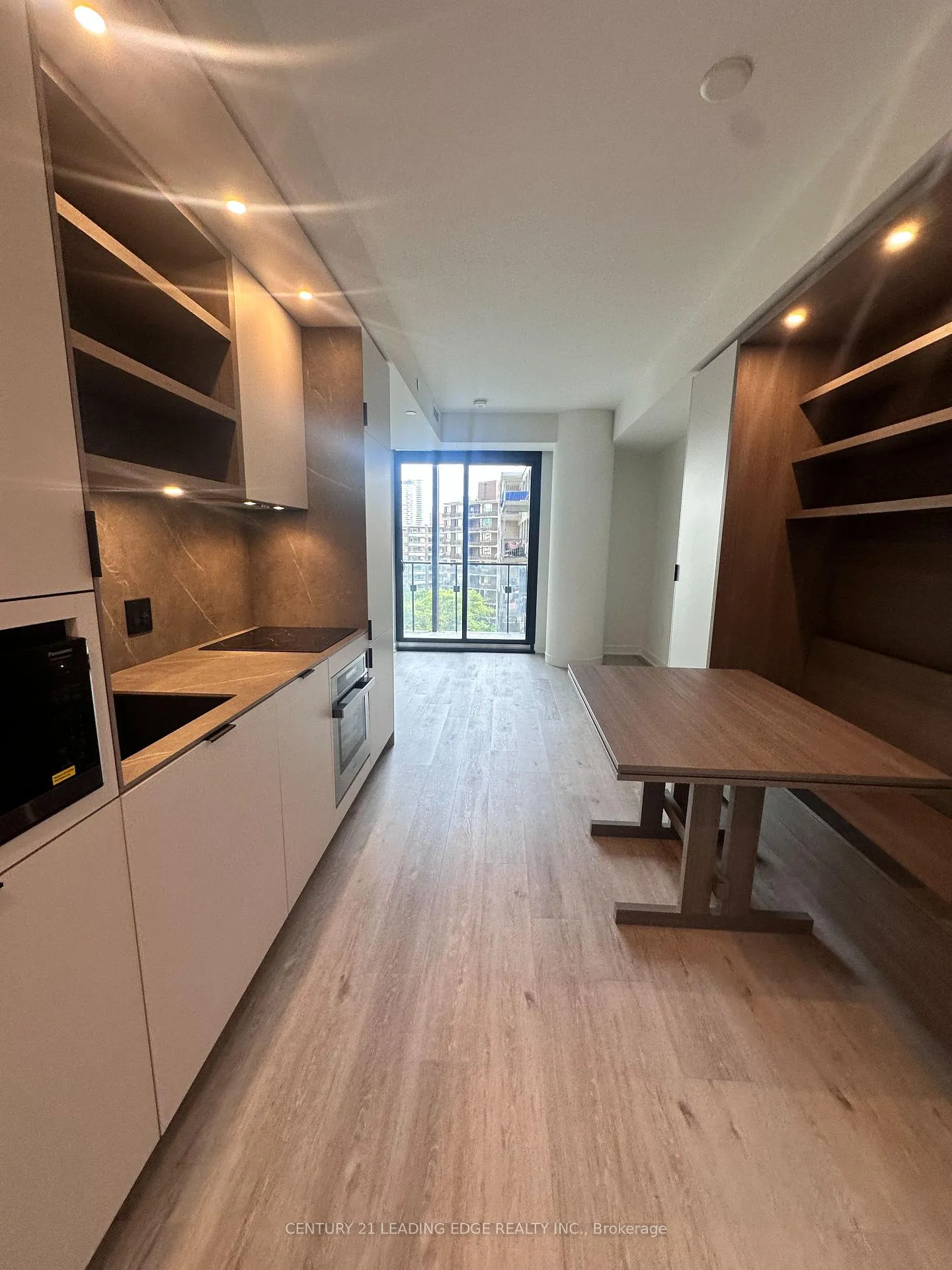 Photo 7 of Unit 807, 55 Charles Street E, Toronto, Church-Yonge Corridor — HOMEH
