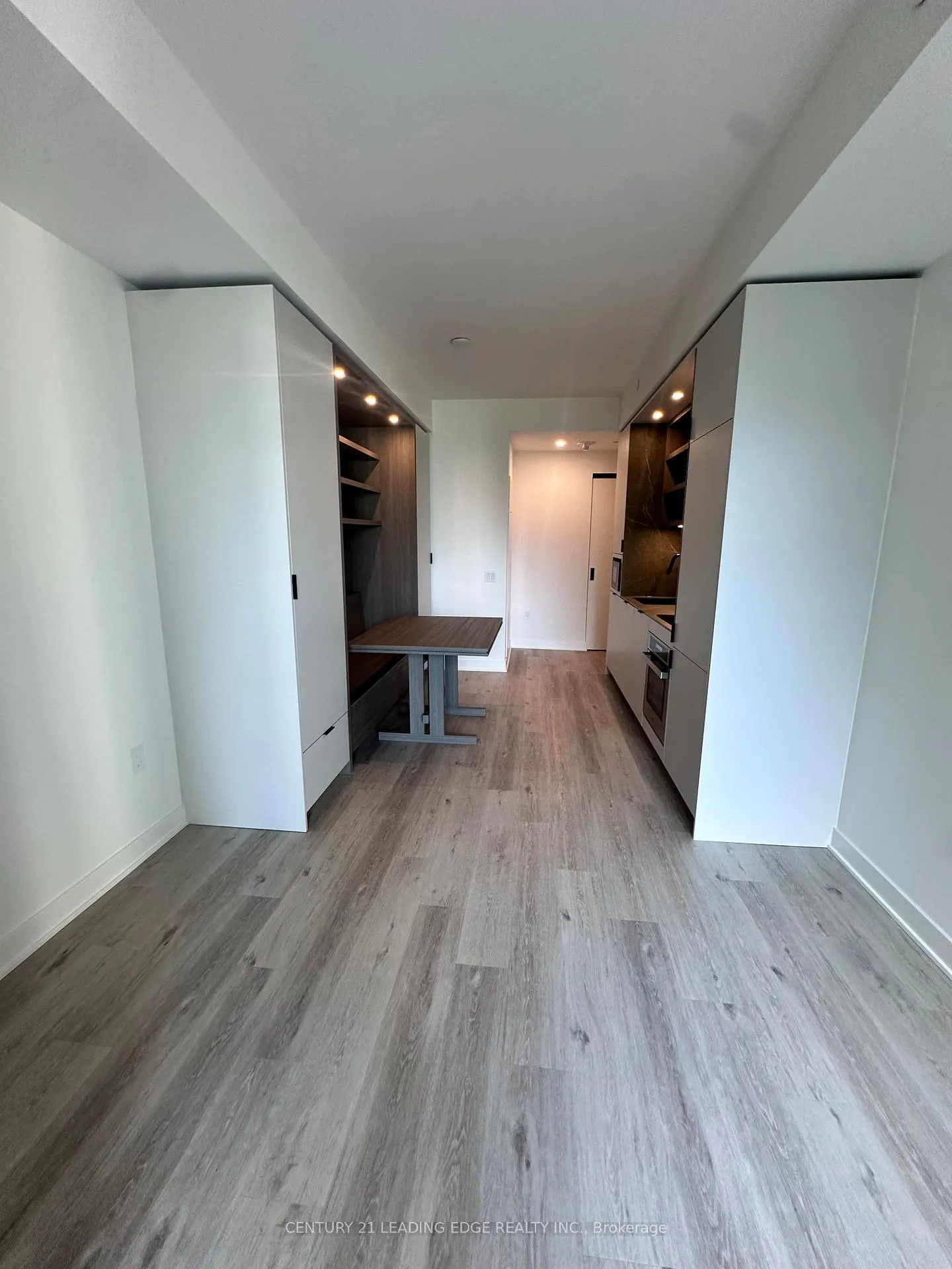 Photo 17 of Unit 807, 55 Charles Street E, Toronto, Church-Yonge Corridor — HOMEH