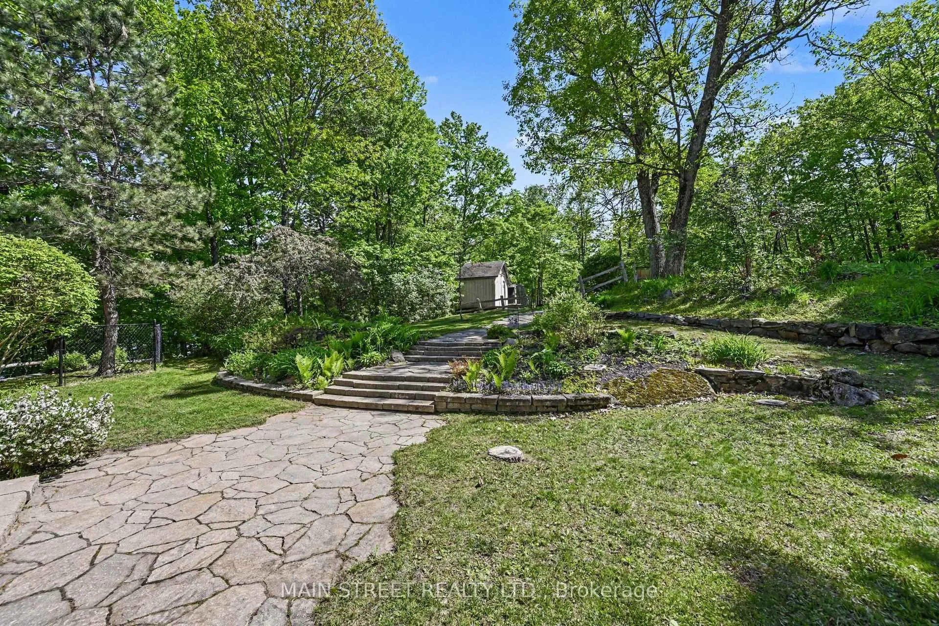 Photo 4 of 100 Rainbow Lane, Tay Valley, Bathurst/Burgess & Sherbrooke (South Sherbrooke) Twp — HOMEH