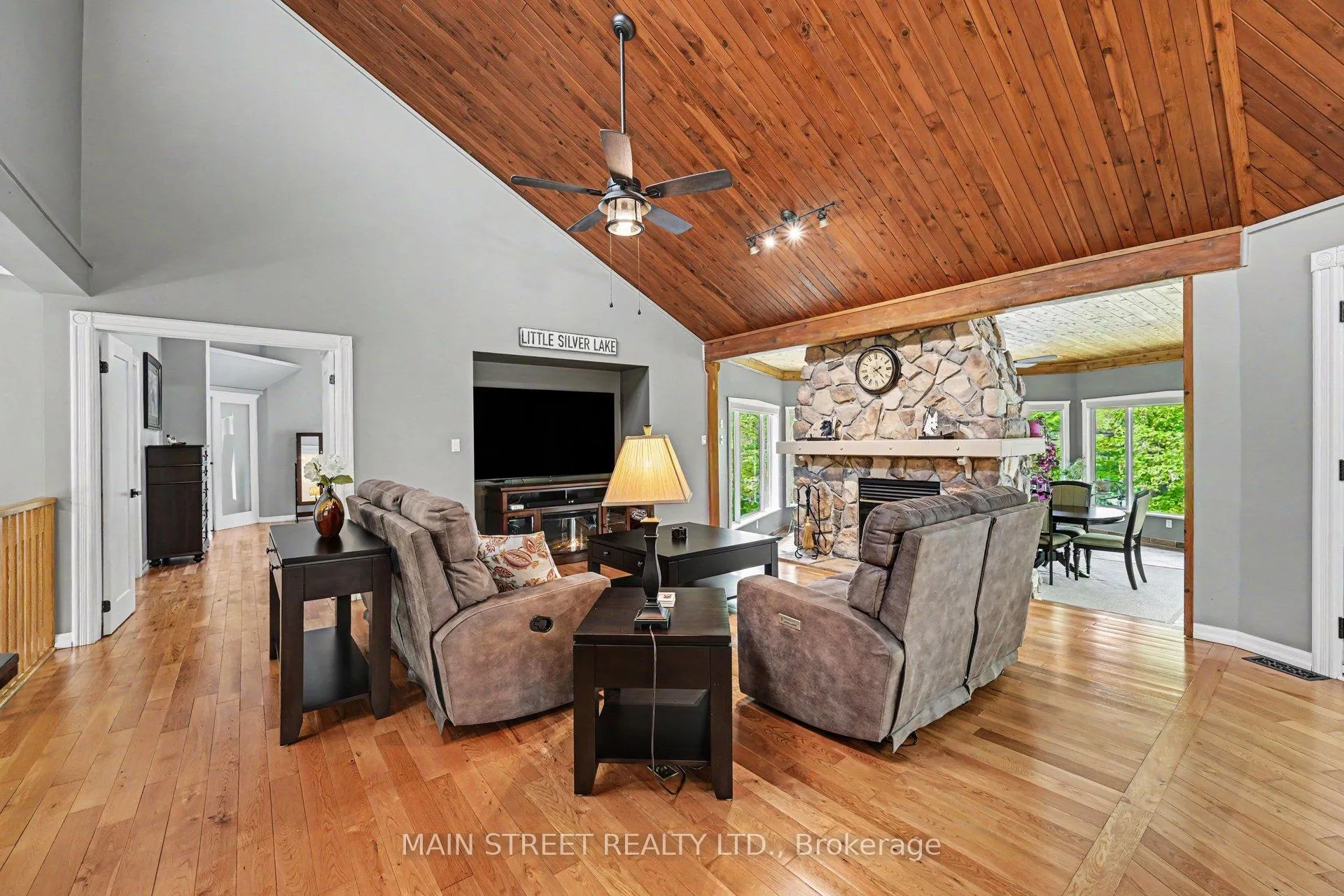 Photo 8 of 100 Rainbow Lane, Tay Valley, Bathurst/Burgess & Sherbrooke (South Sherbrooke) Twp — HOMEH