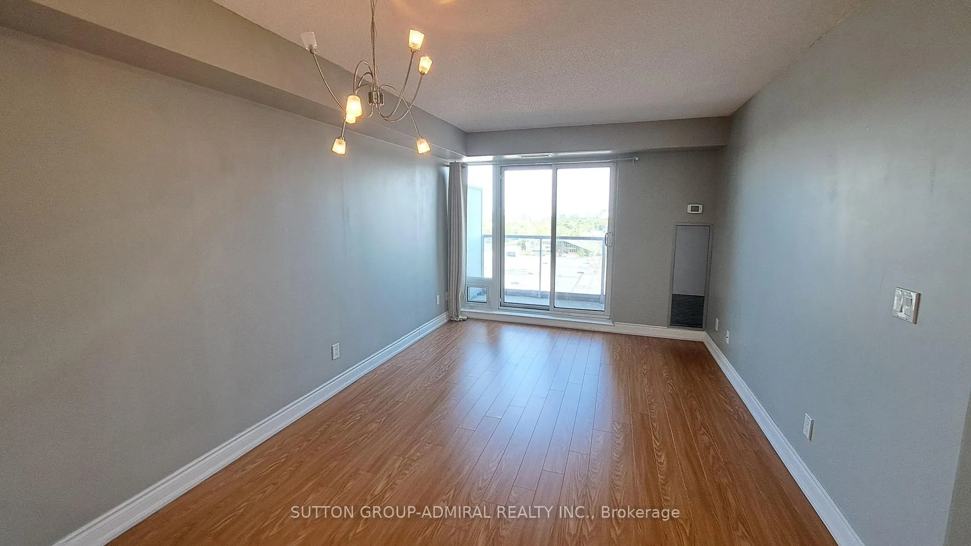 Photo 3 of Unit #1202, 7 North Park Road, Vaughan, Beverley Glen — HOMEH