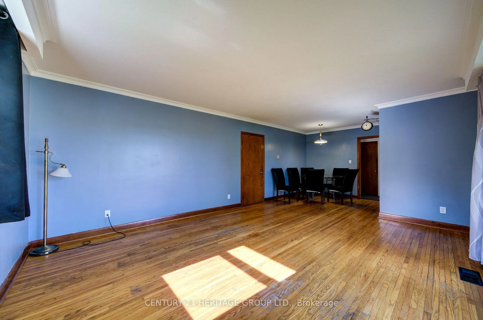 Photo 6 of 1654 Metro Road N, Georgina, Historic Lakeshore Communities — HOMEH