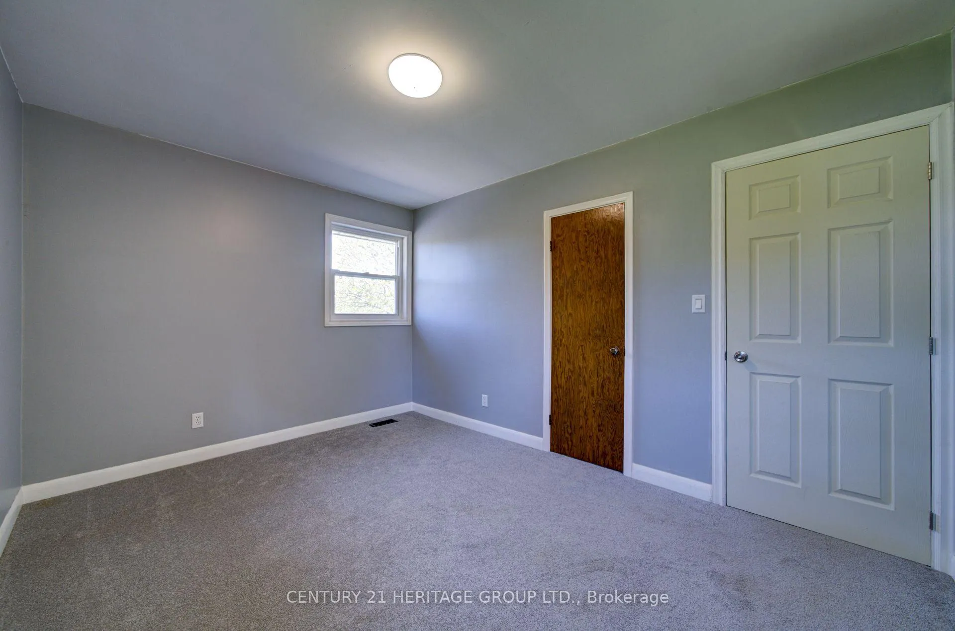 Photo 14 of 1654 Metro Road N, Georgina, Historic Lakeshore Communities — HOMEH