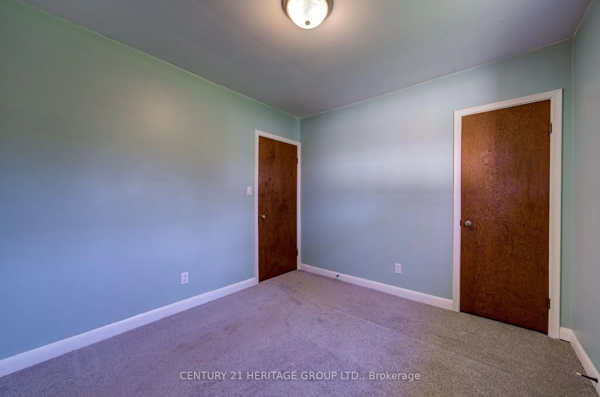 Photo 16 of 1654 Metro Road N, Georgina, Historic Lakeshore Communities — HOMEH