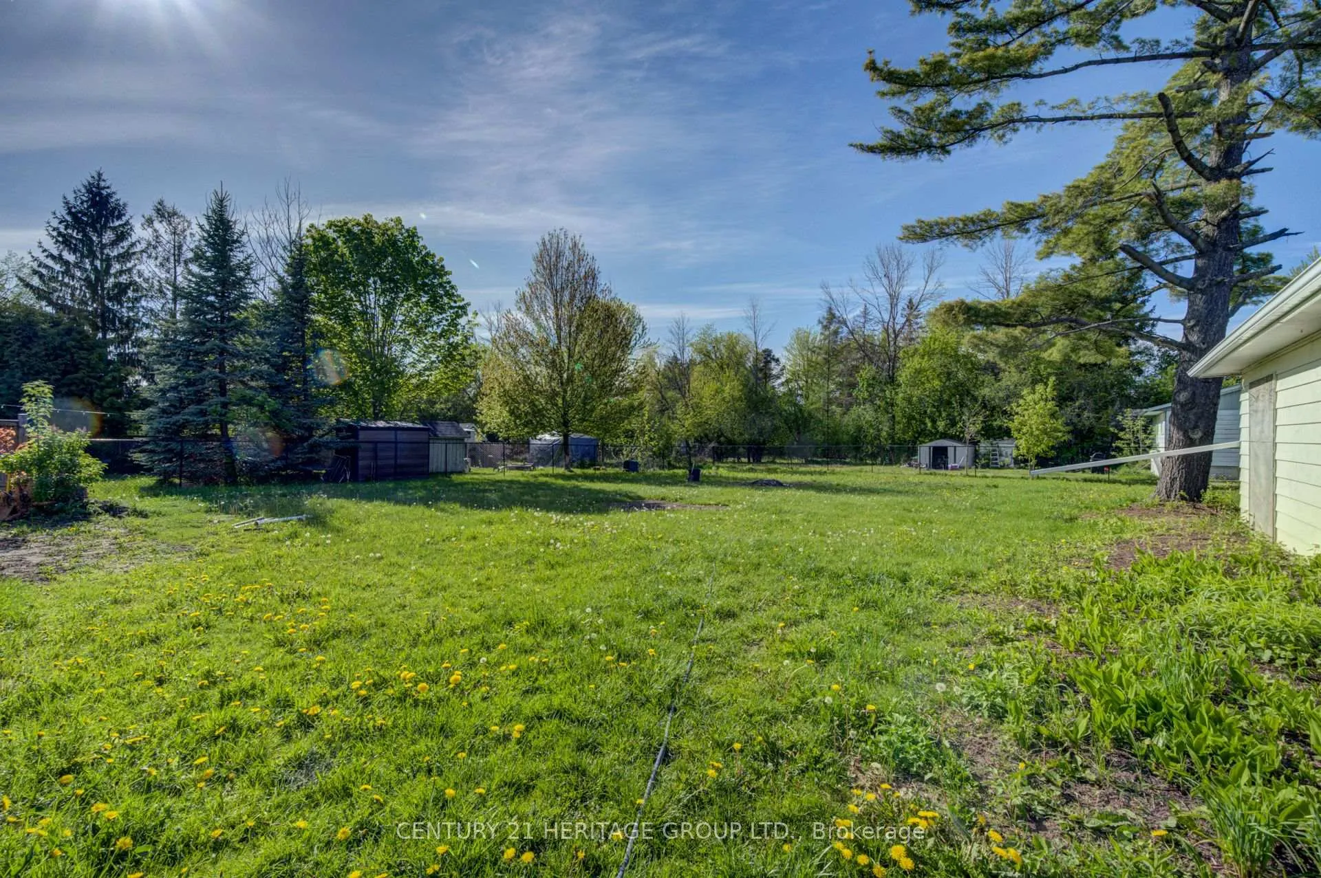 Photo 25 of 1654 Metro Road N, Georgina, Historic Lakeshore Communities — HOMEH