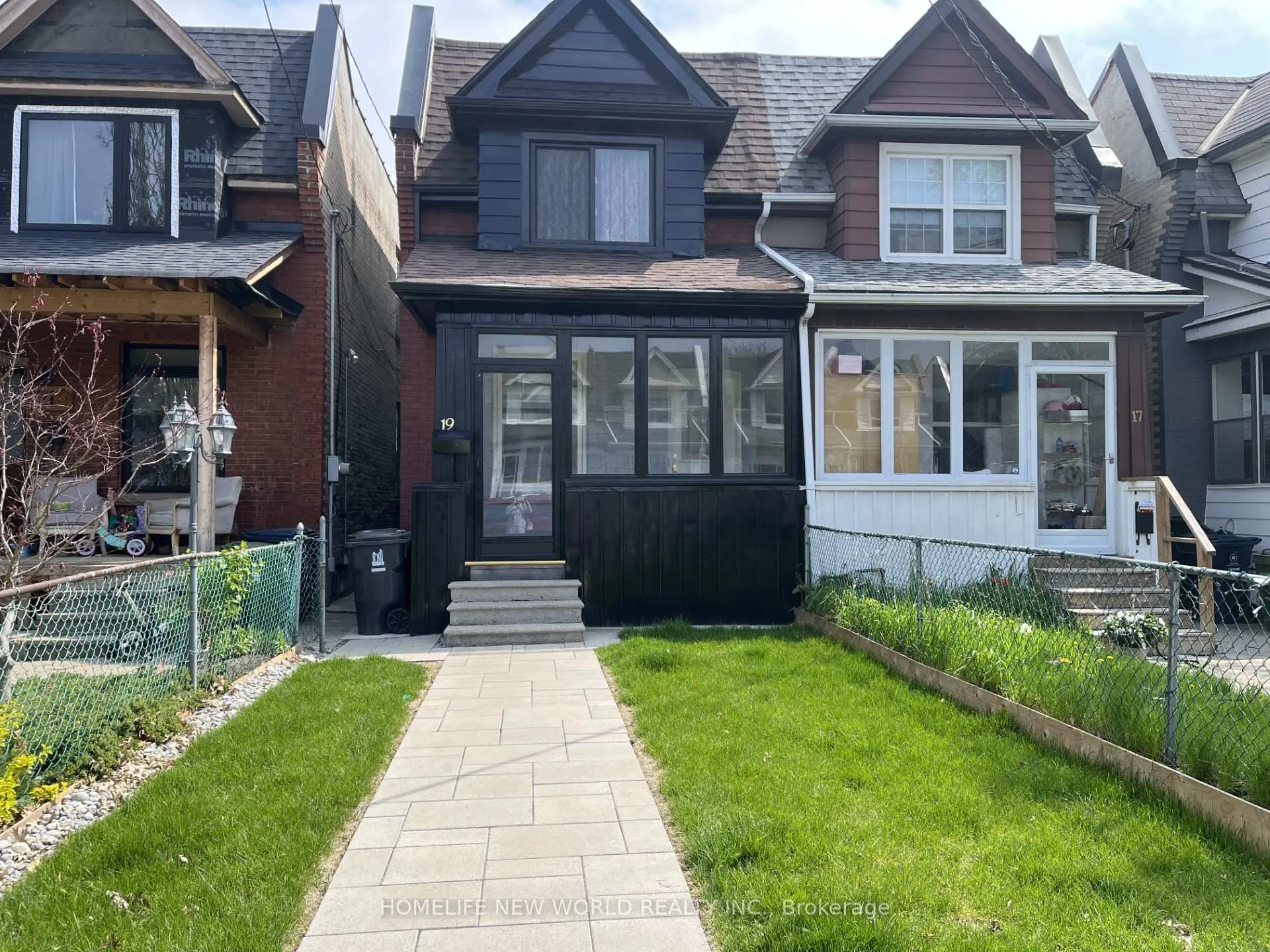 Front of 19 Britannia Avenue