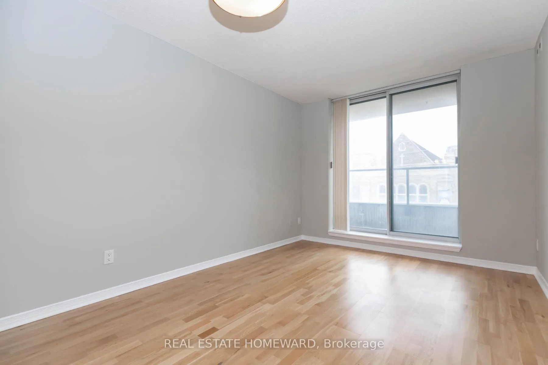 Photo 8 of Unit 413, 1765 Queen Street E, Toronto, The Beaches — HOMEH