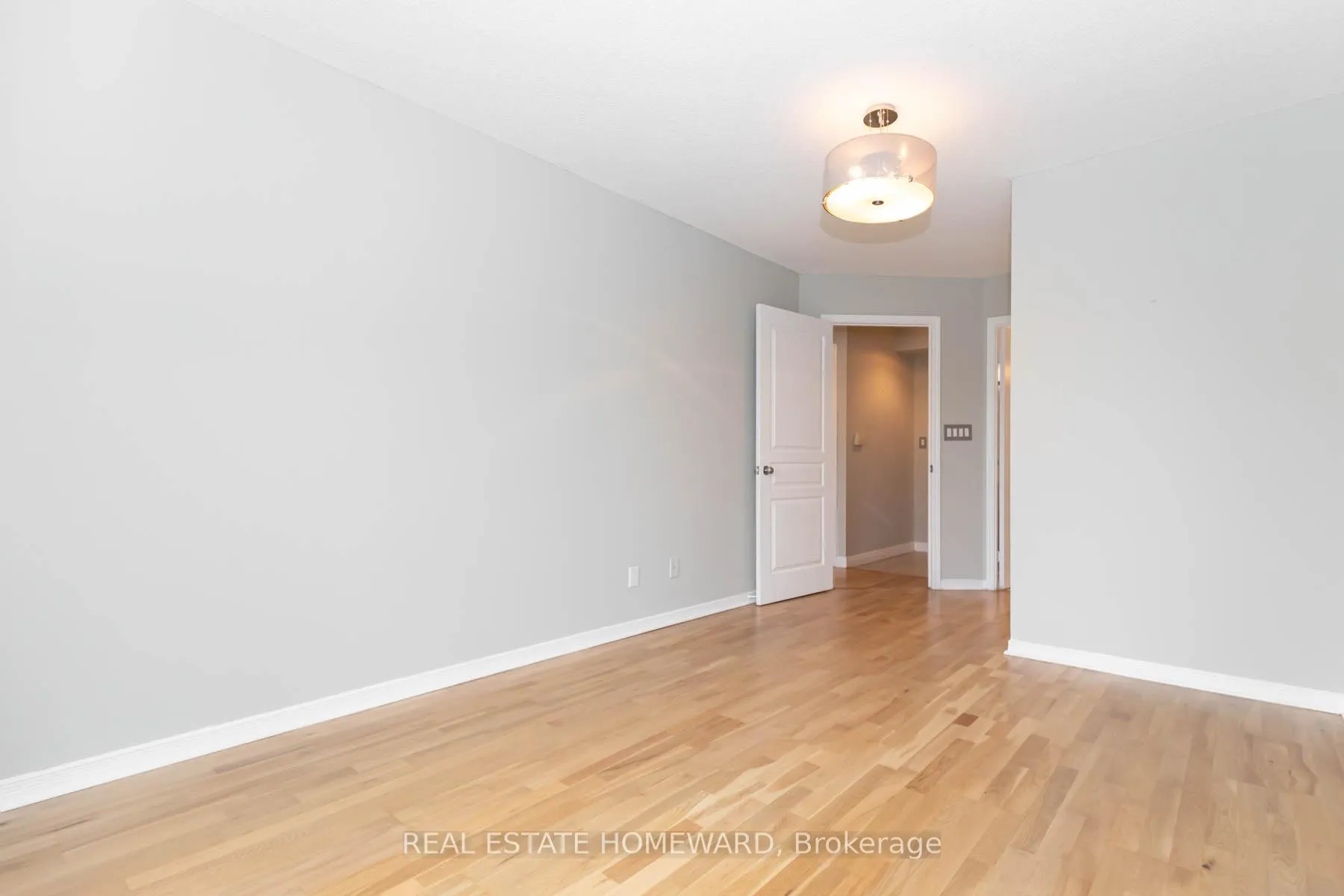 Photo 11 of Unit 413, 1765 Queen Street E, Toronto, The Beaches — HOMEH