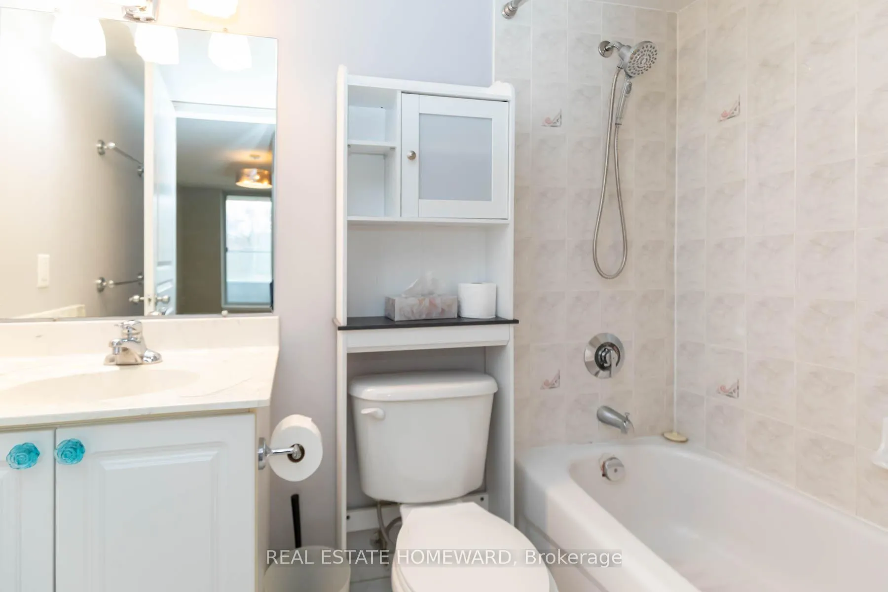 Photo 15 of Unit 413, 1765 Queen Street E, Toronto, The Beaches — HOMEH