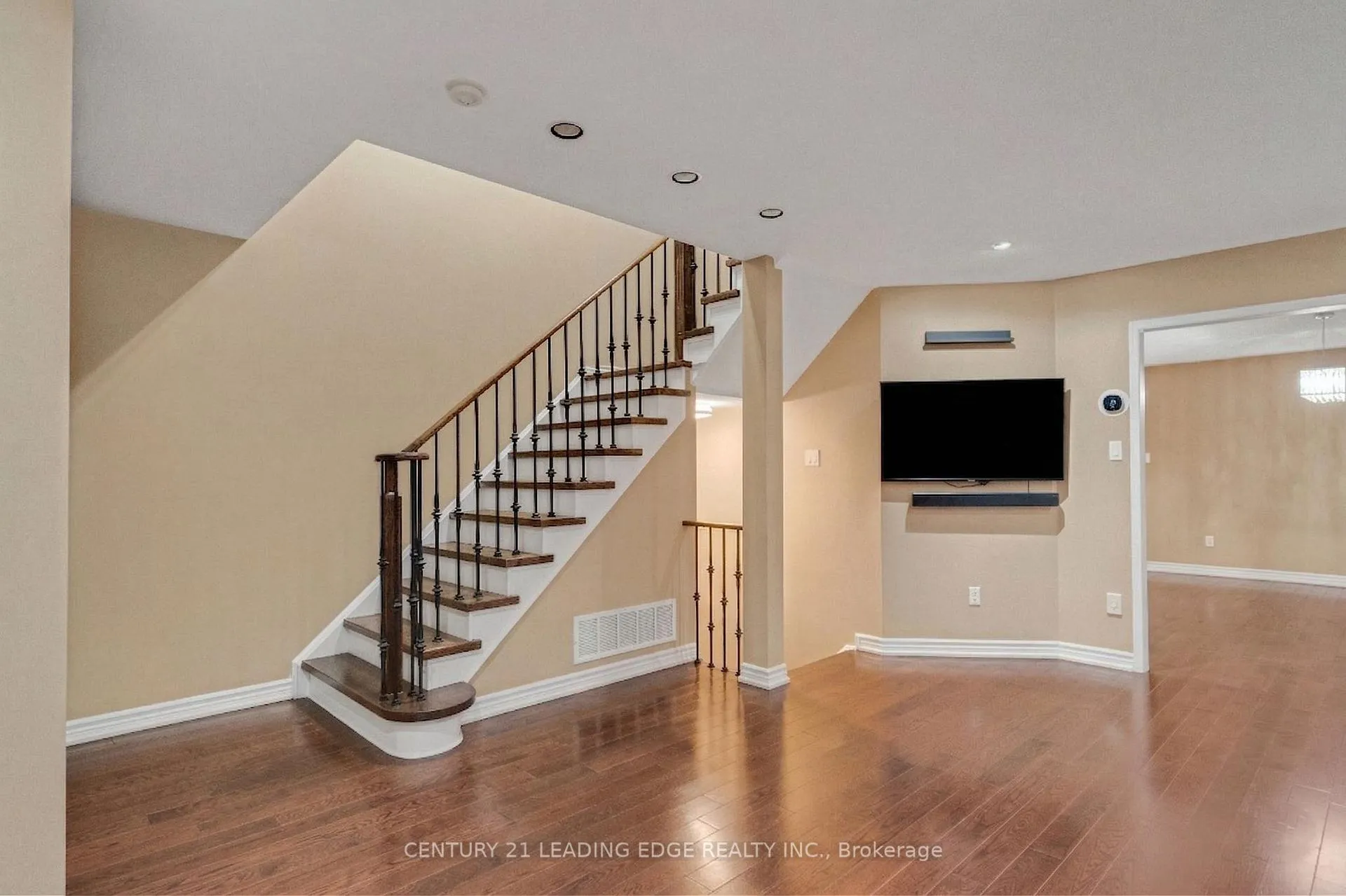 Photo 12 of 7166 Sandhurst Drive, Mississauga, Lisgar — HOMEH