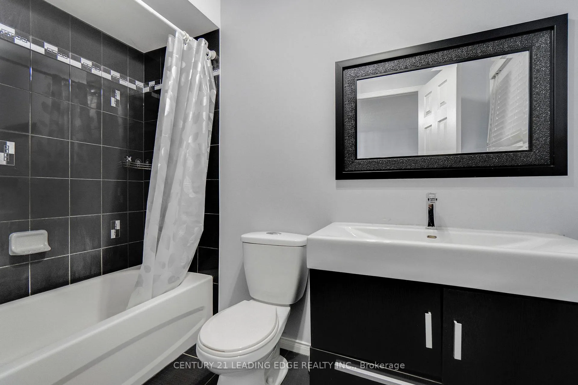 Photo 22 of 7166 Sandhurst Drive, Mississauga, Lisgar — HOMEH