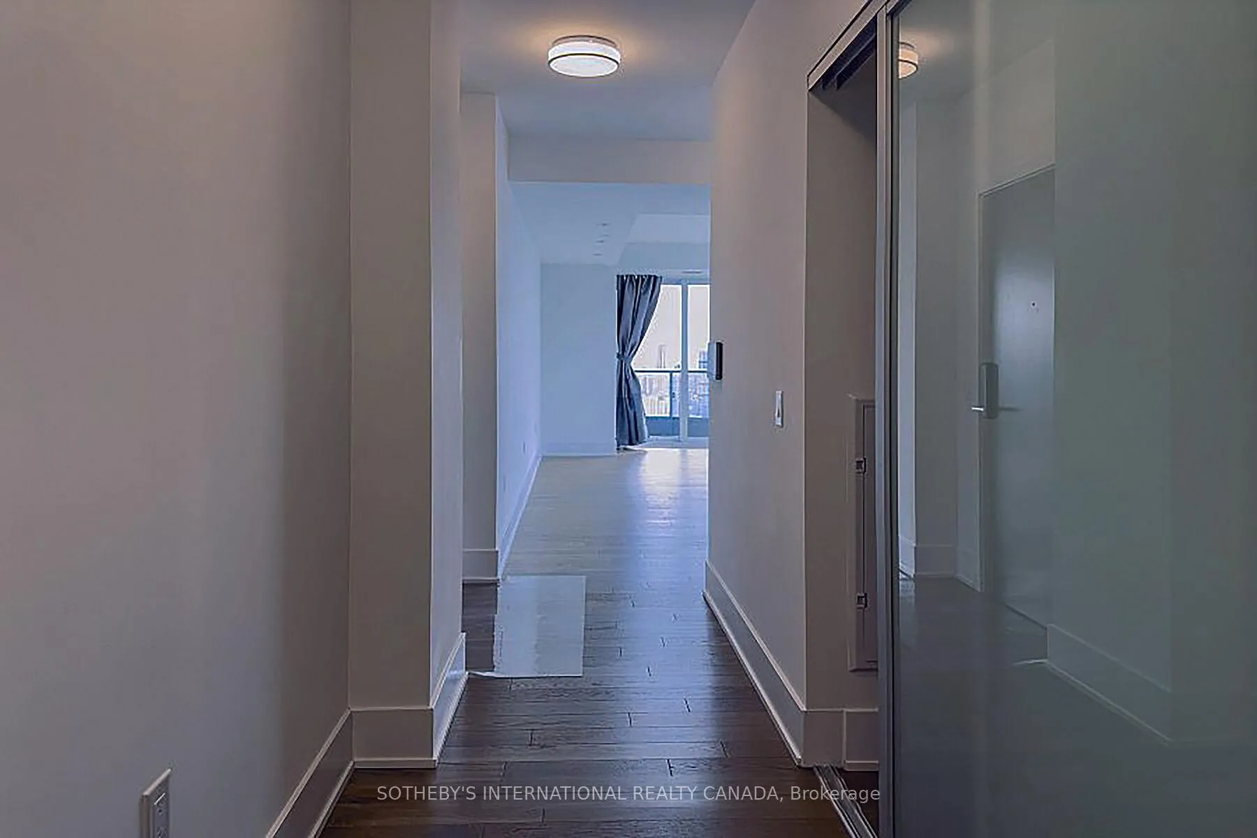 Photo 6 of Unit 4022, 585 Bloor Street E, Toronto, North St. James Town — HOMEH