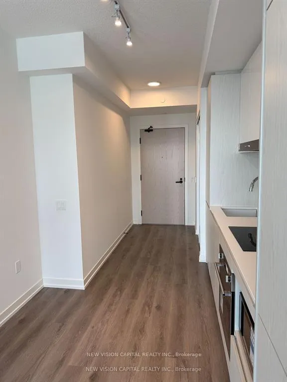 Photo 8 of Unit 1207, 28 Interchange Way, Vaughan, Vaughan Corporate Centre — HOMEH
