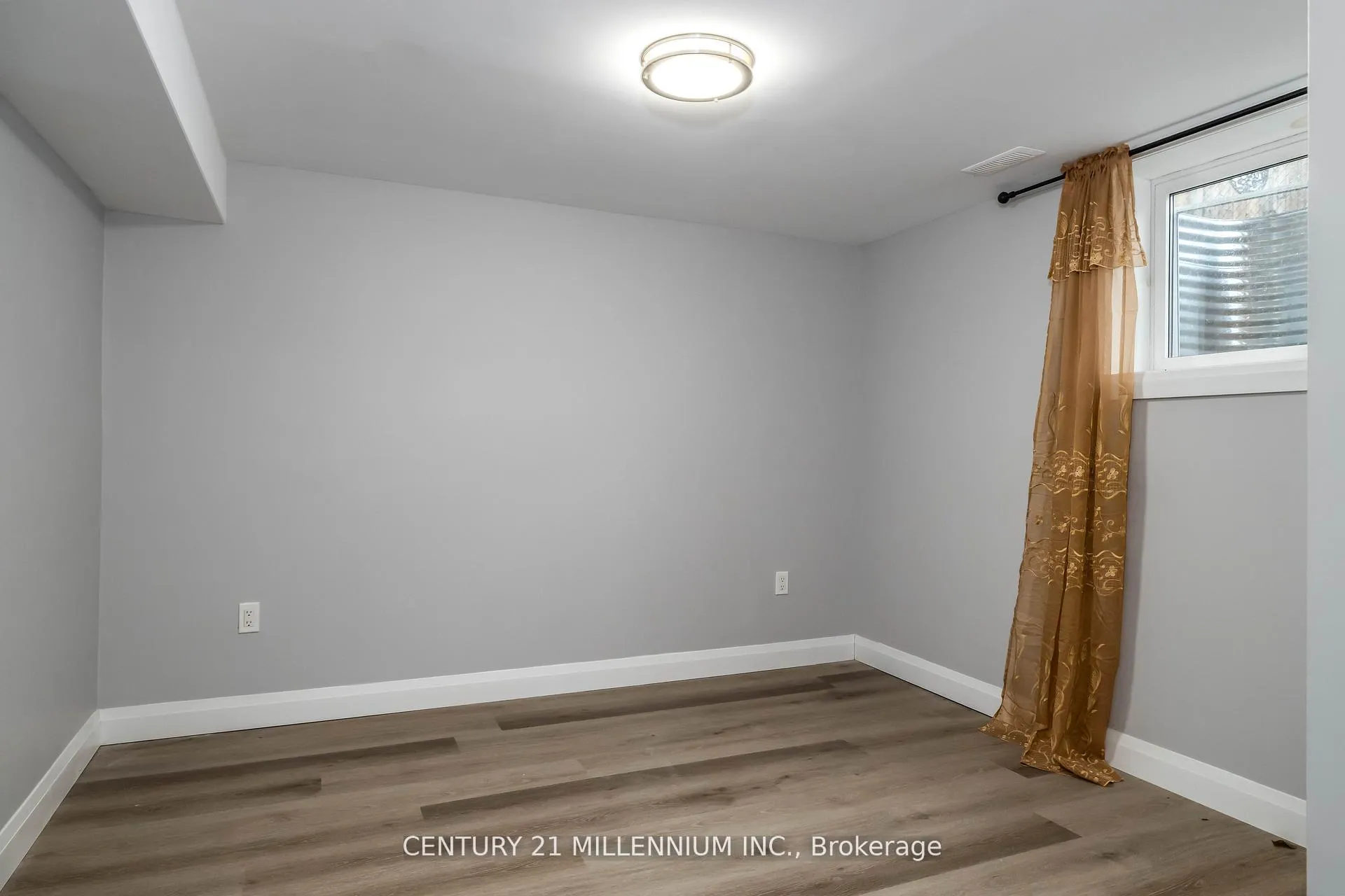 Photo 9 of 67 Coxworth Crescent, Scarborough, Malvern — HOMEH