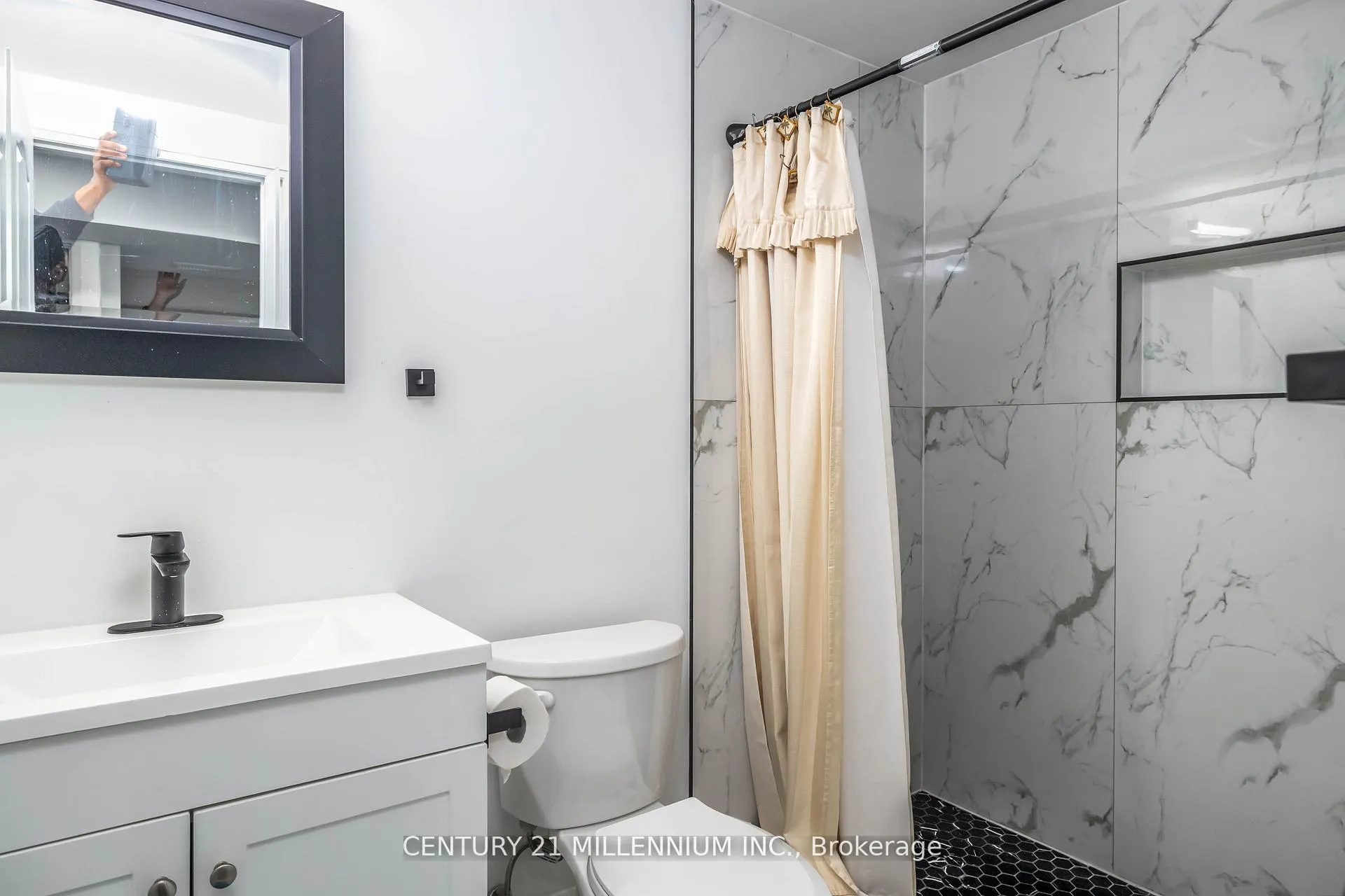 Photo 14 of 67 Coxworth Crescent, Scarborough, Malvern — HOMEH