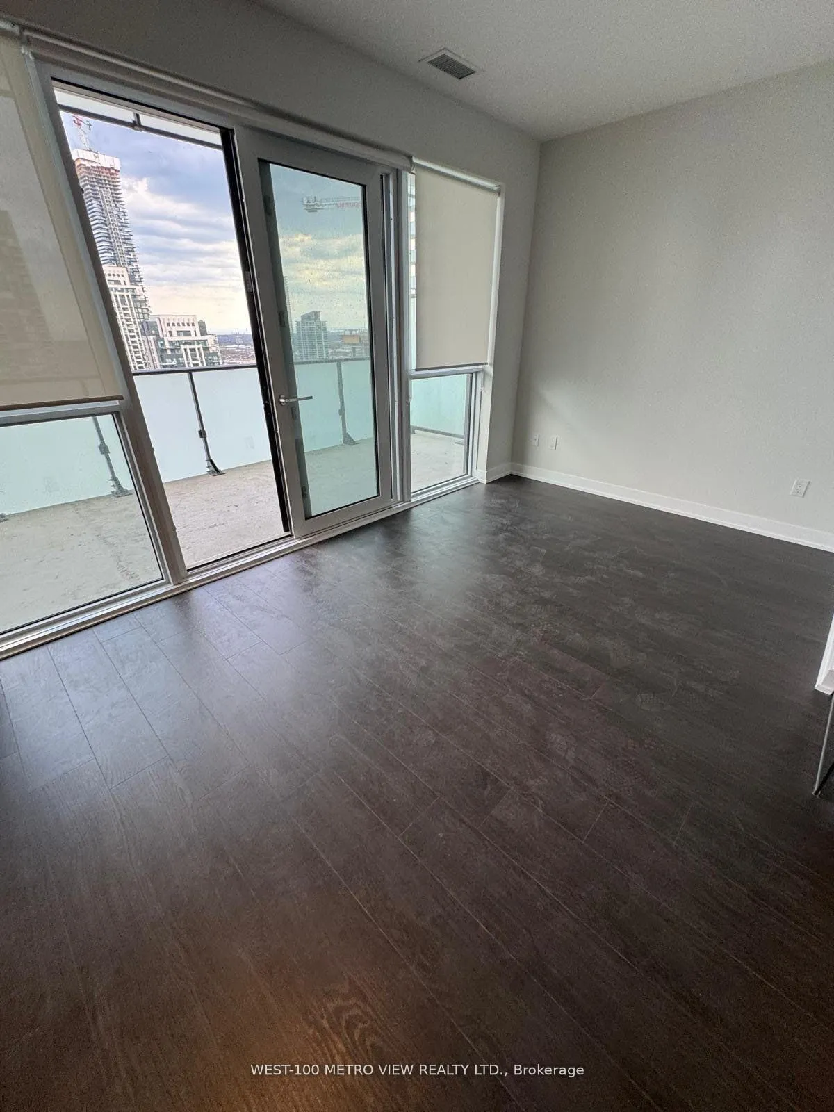 Photo 5 of Unit 2504, 430 Square One Drive, Mississauga, City Centre — HOMEH
